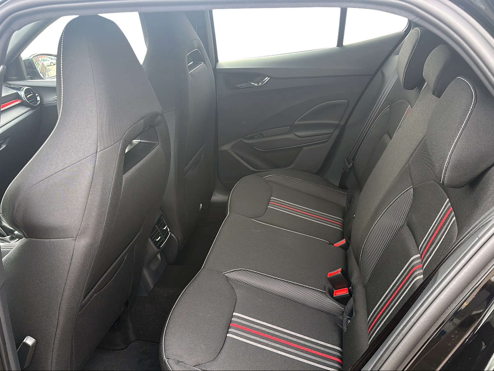 SKODA Fabia 1.5 TSI Monte Carlo DSG-image-4
