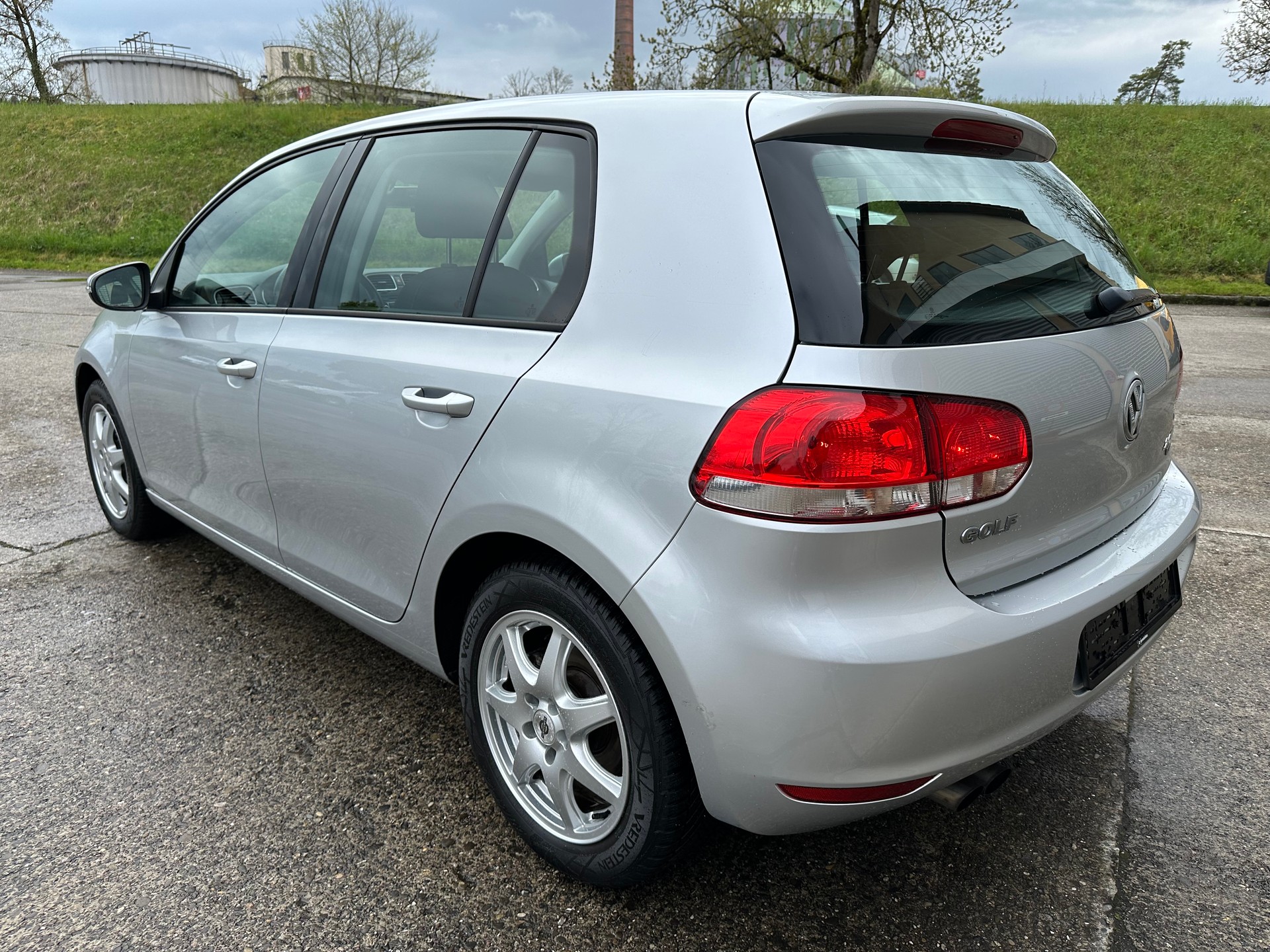 VW Golf 2.0 TDI Comfortline 4Motion-showroom-element-2