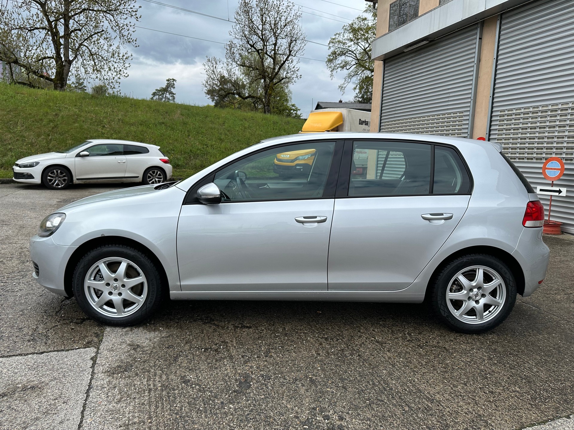 VW Golf 2.0 TDI Comfortline 4Motion-showroom-element-1