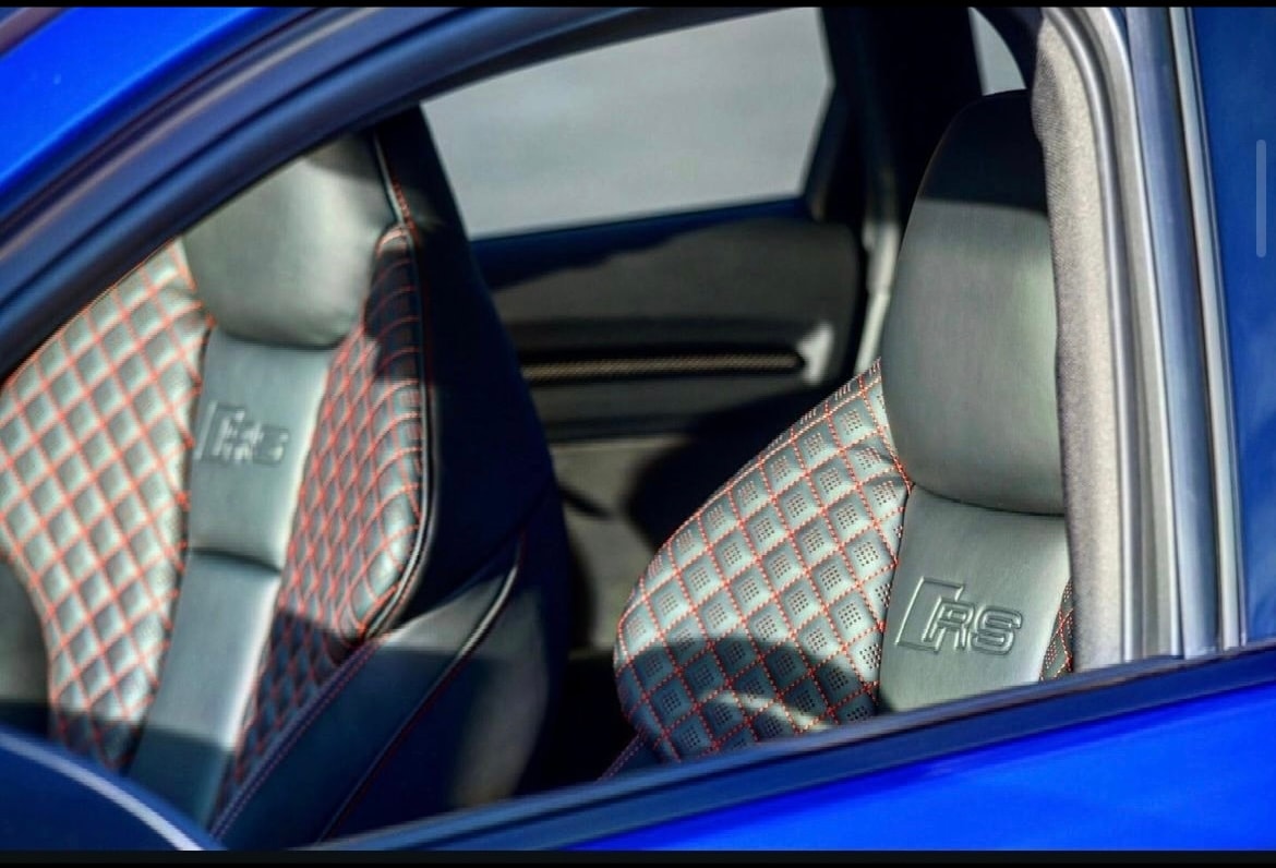 AUDI RS3 Sportback 2.5 TSI quattro S-tronic in perfetto stato full optional-image-12