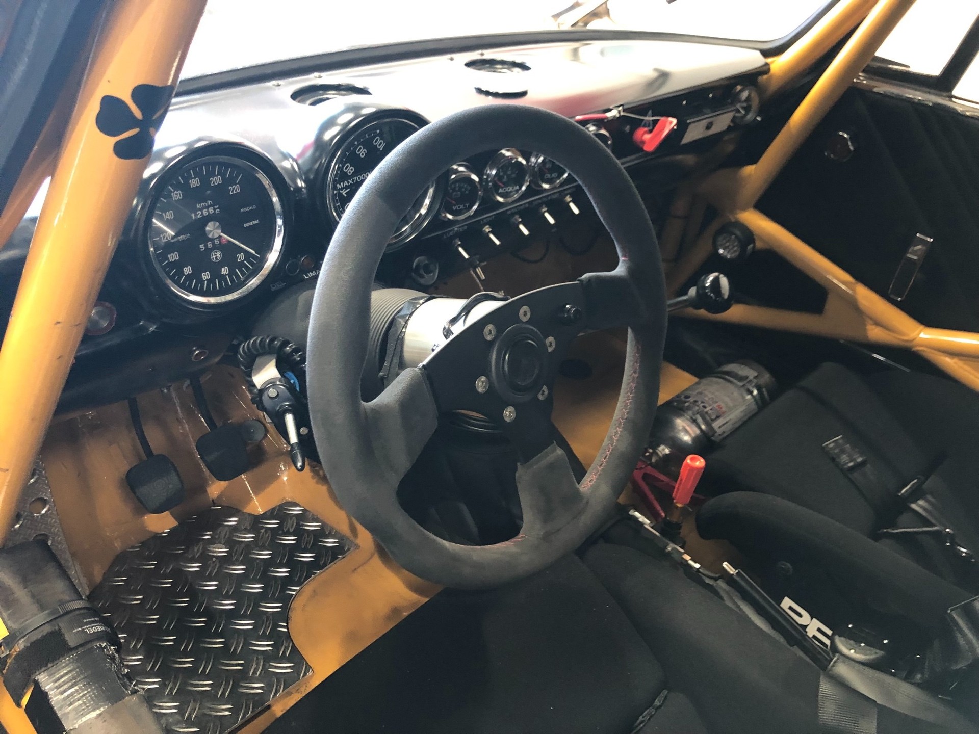 ALFA ROMEO Giulia 1750 GTAm-image-6