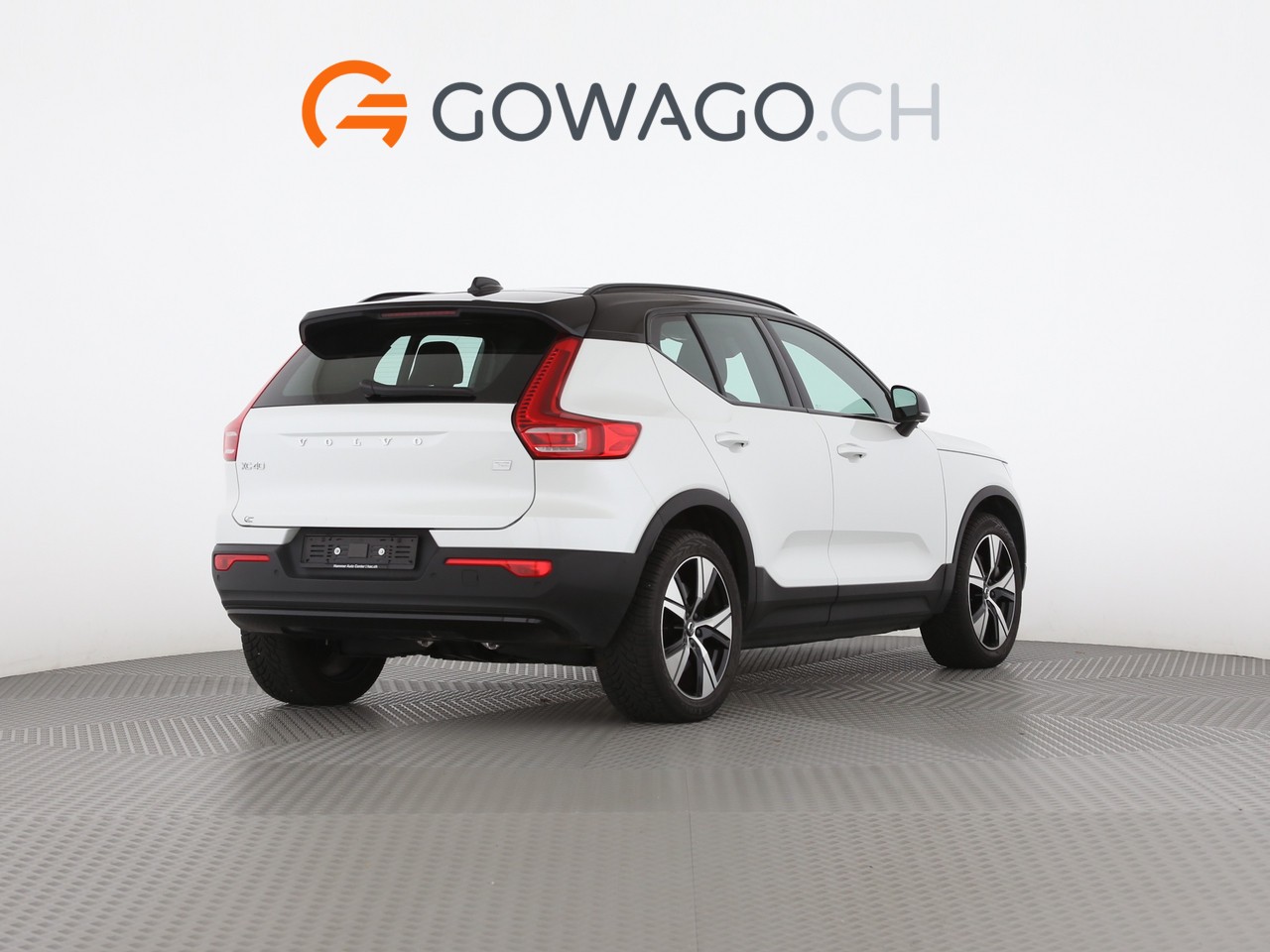 VOLVO XC40 Recharge P8 Twin AWD Pure Electric Pro-showroom-element-2