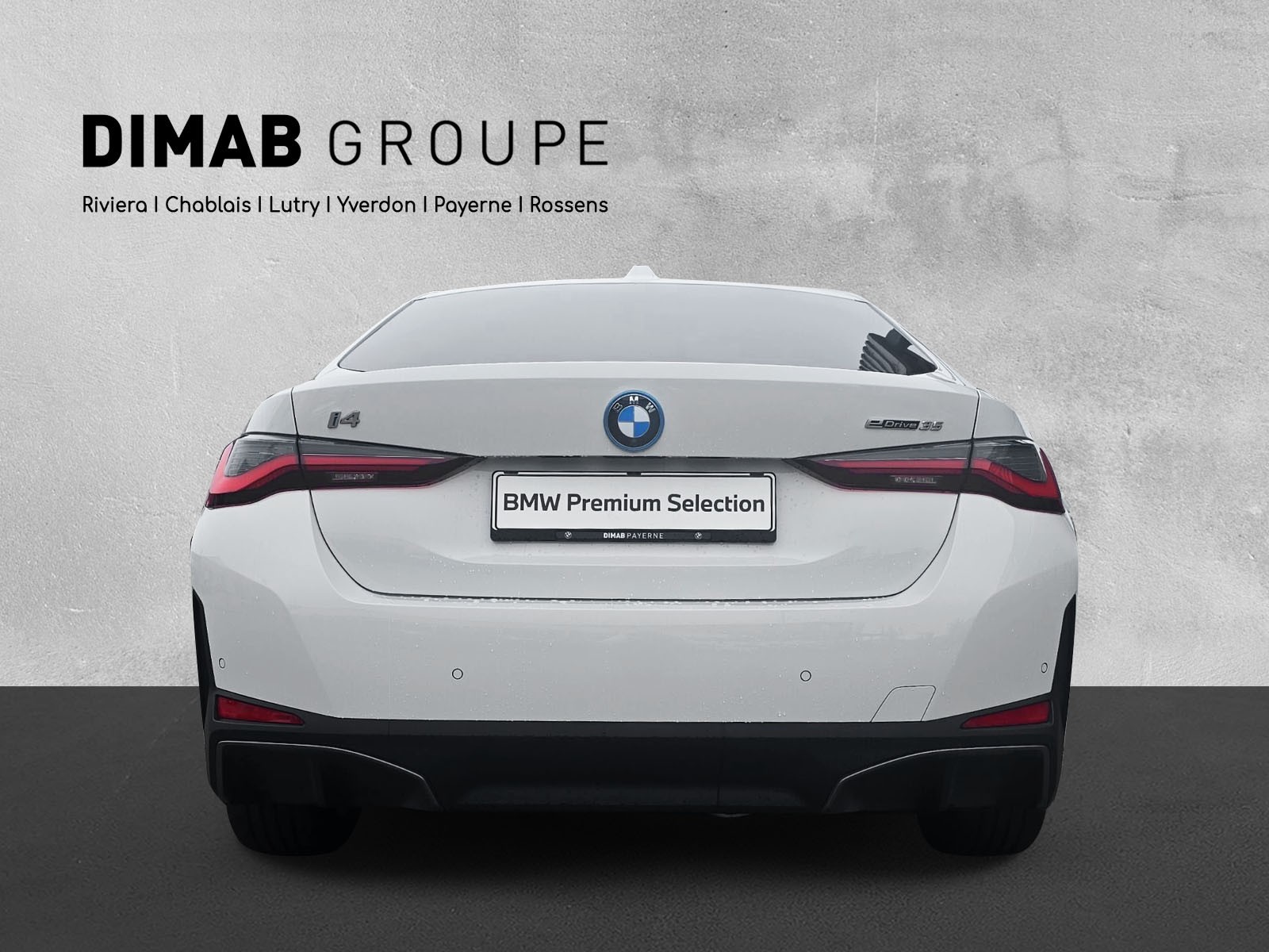 BMW i4 eDrive 35-showroom-element-3