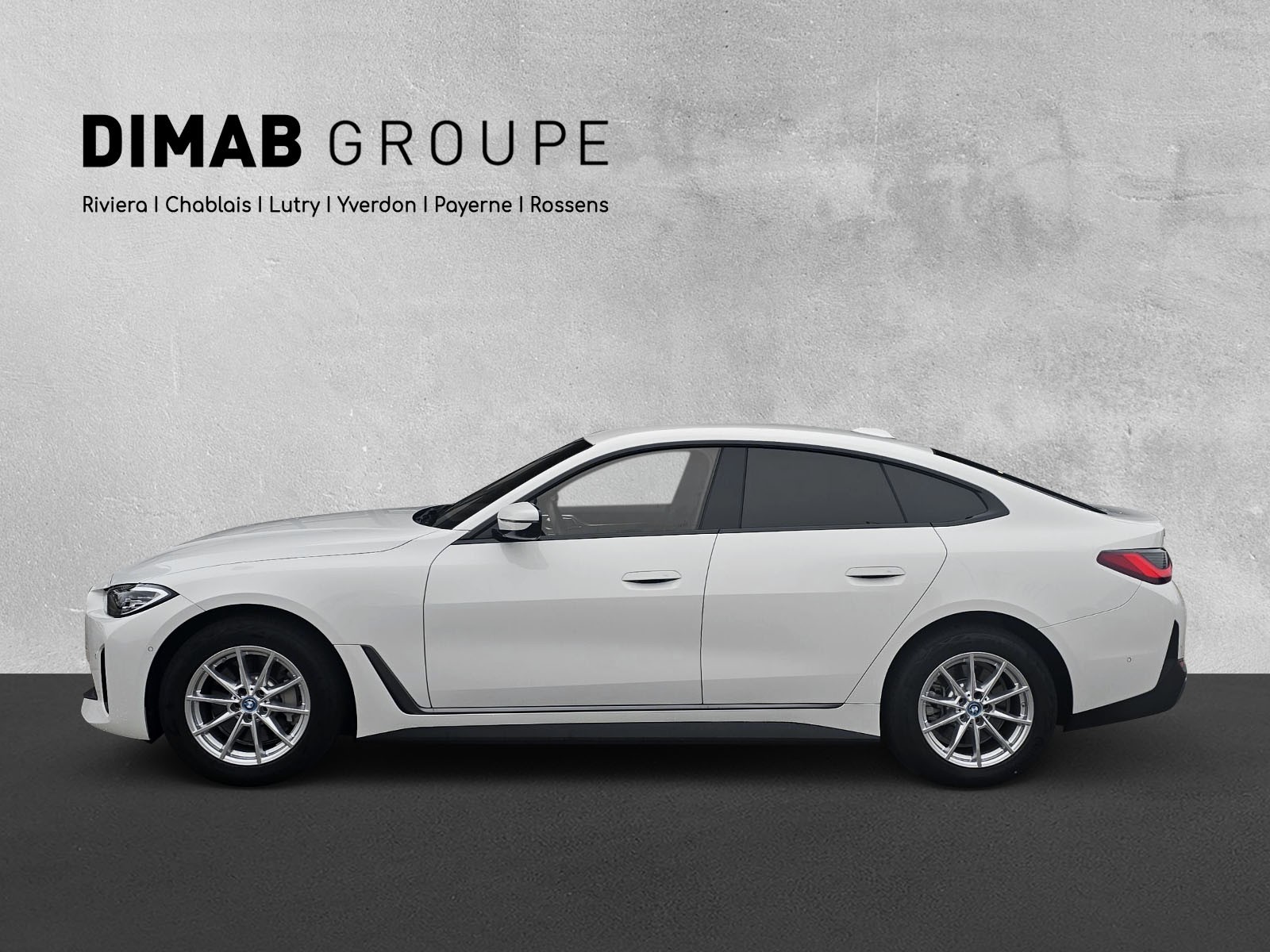 BMW i4 eDrive 35-showroom-element-1