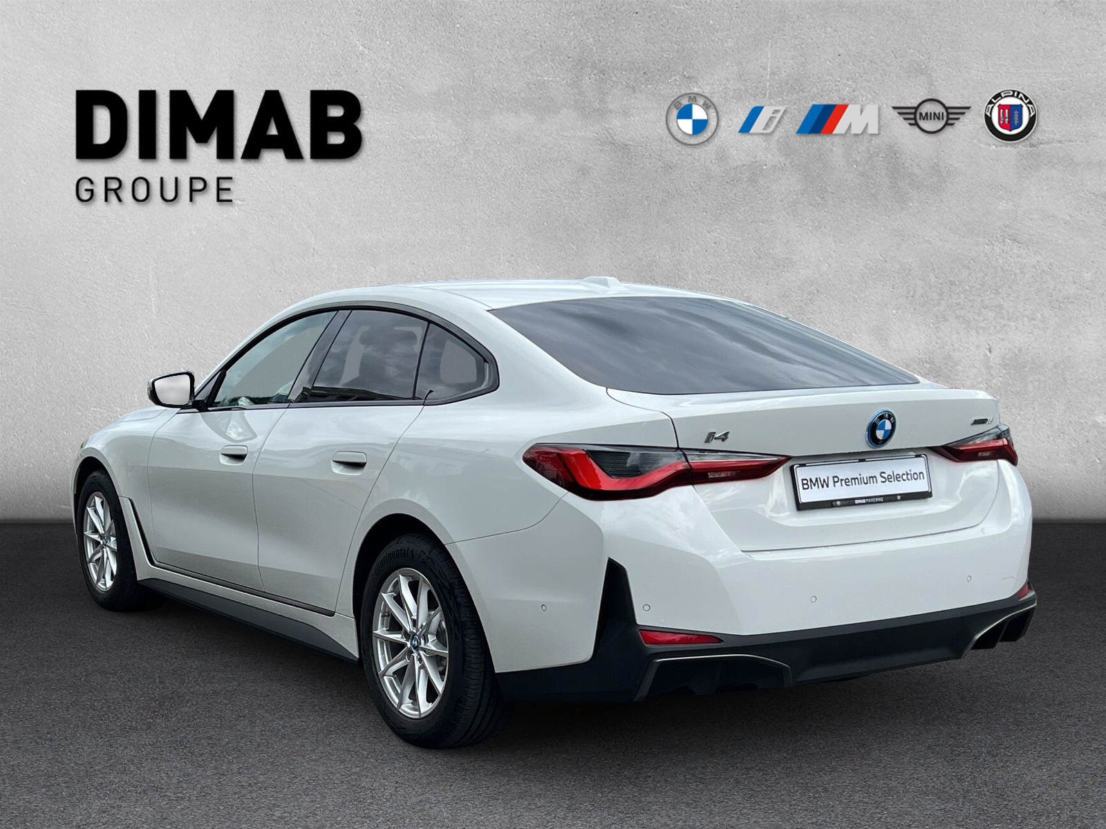 BMW i4 eDrive 35-image-2