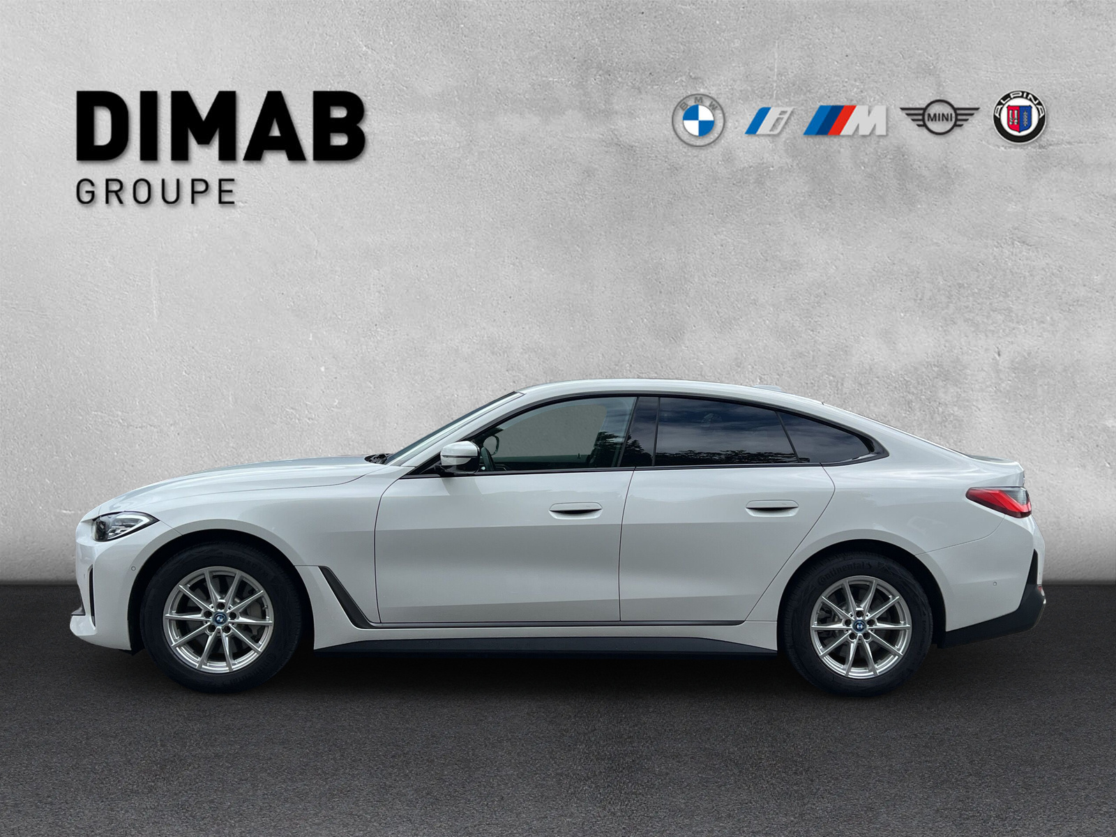 BMW i4 eDrive 35-image-1