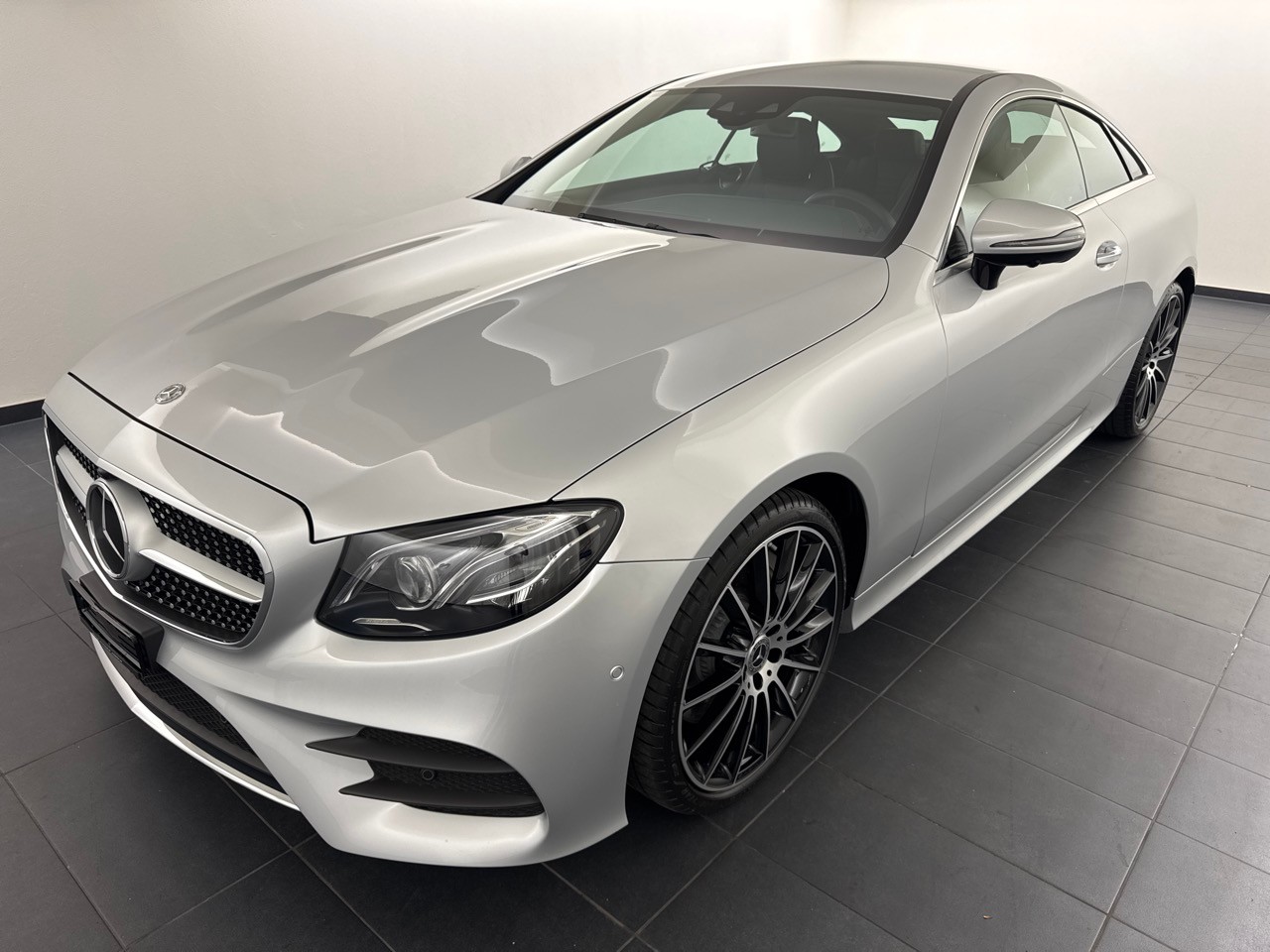 MERCEDES-BENZ E 450 AMG Line 4 Matic