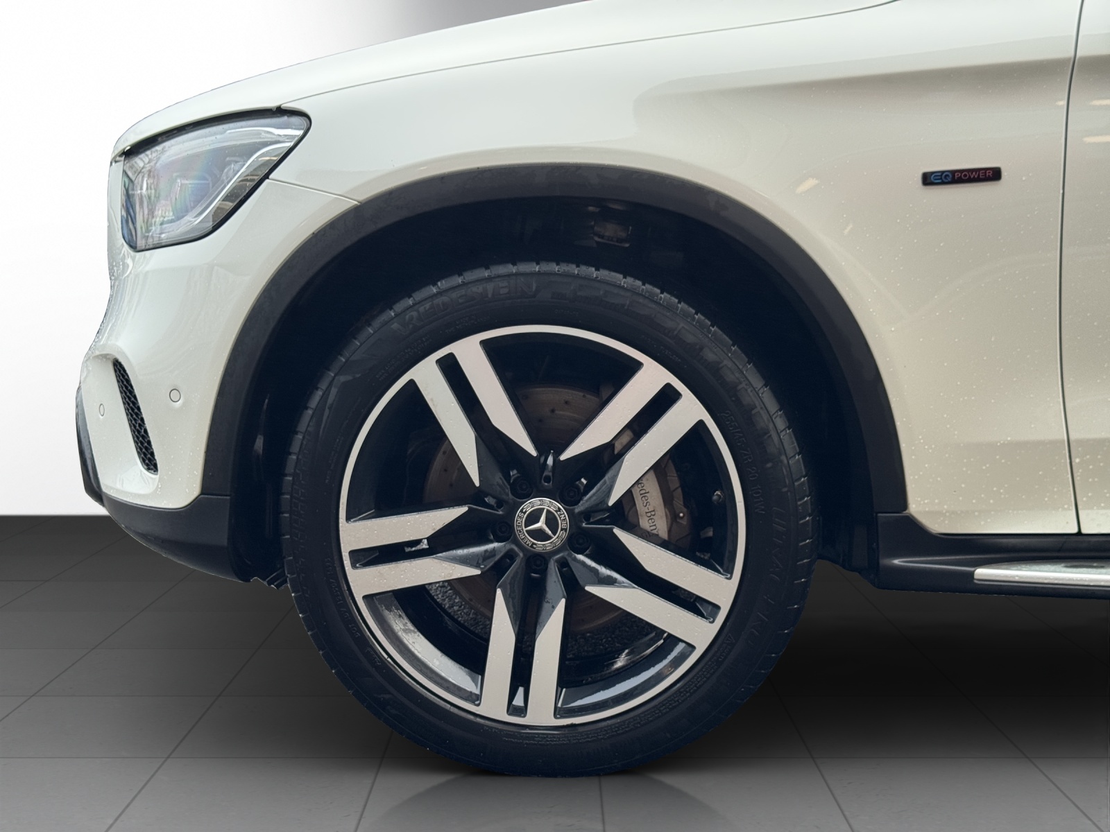 Image MERCEDES-BENZ GLC-300 GLC 300 e 4Matic