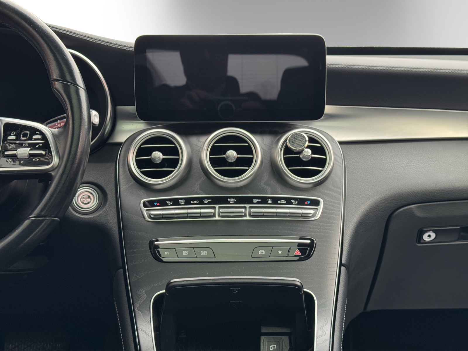 Image MERCEDES-BENZ GLC-300 GLC 300 e 4Matic