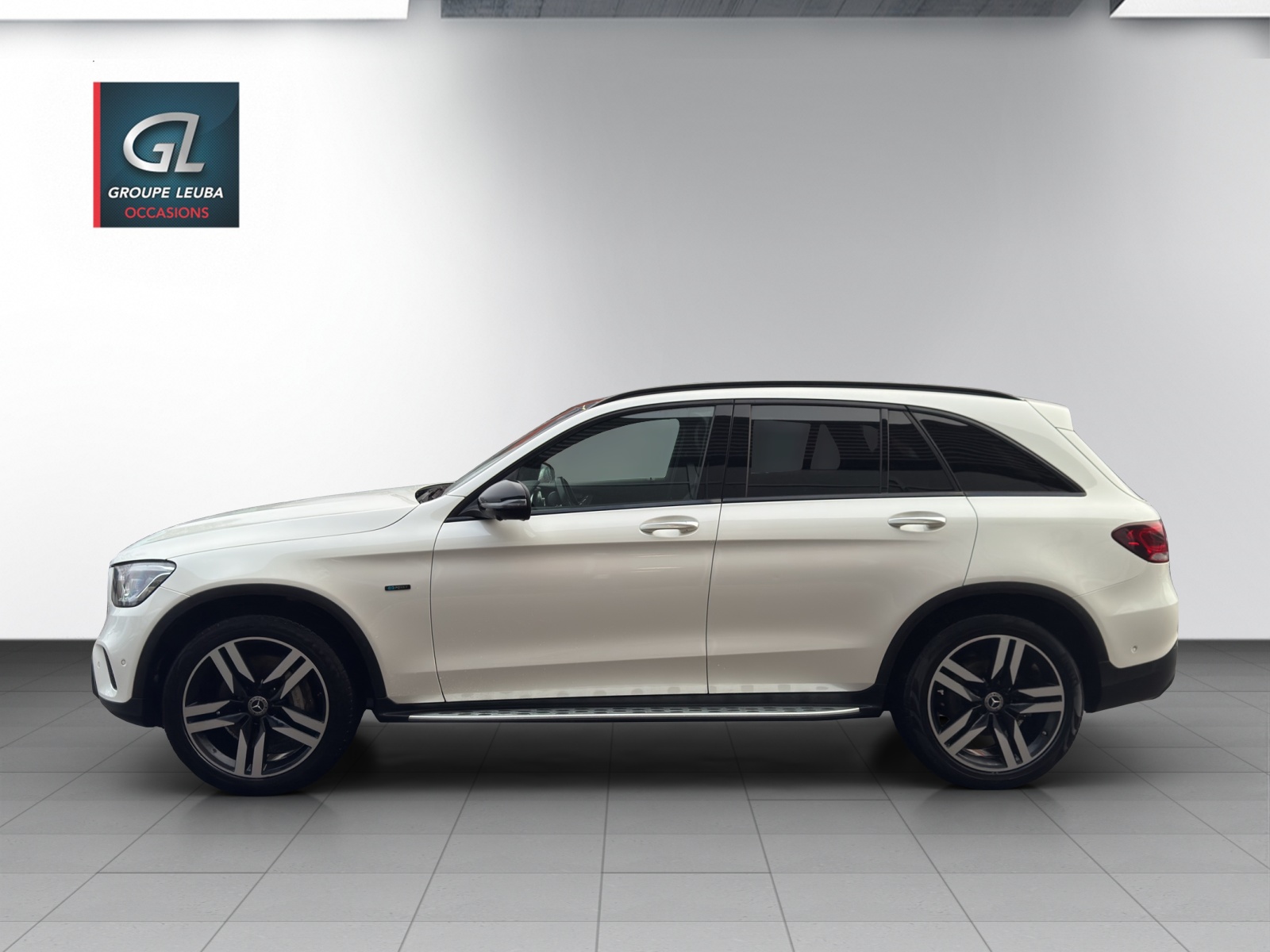 Image MERCEDES-BENZ GLC-300 GLC 300 e 4Matic