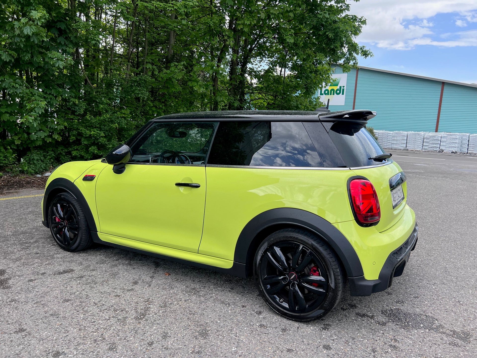 MINI Cooper John Cooper Works Tim Steptronic-showroom-element-2