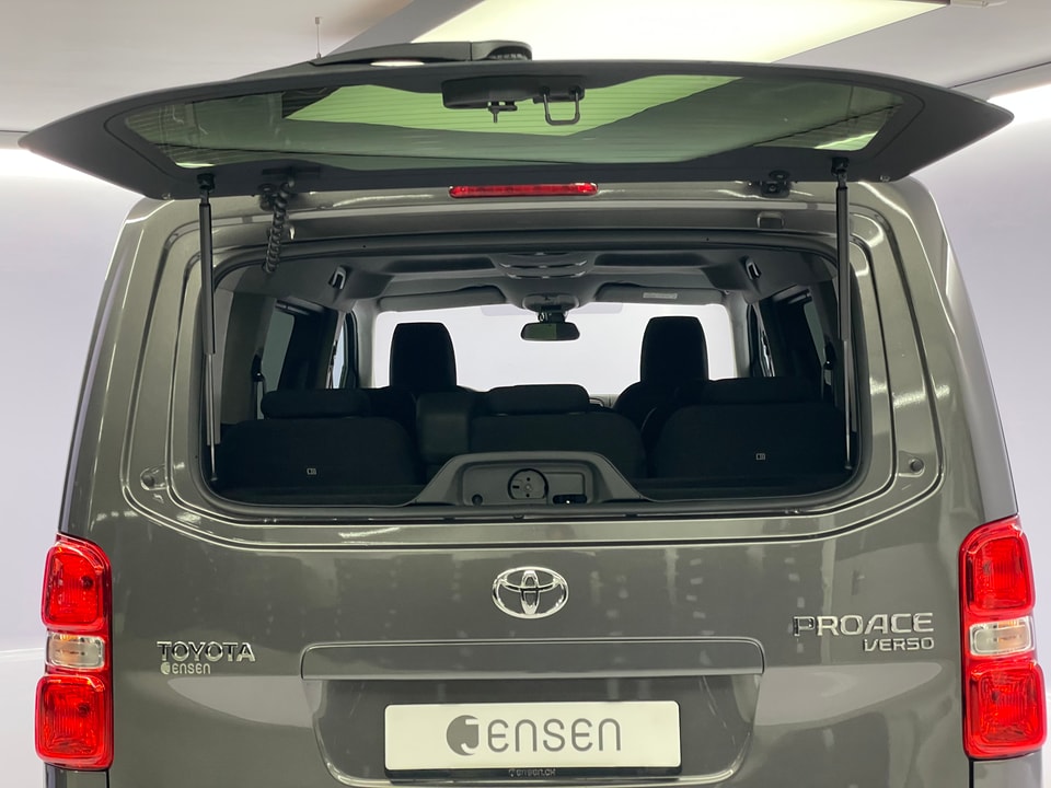 Proace Verso L1 2.0 D Trend