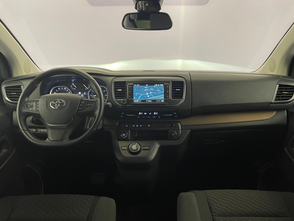 Proace Verso L1 2.0 D Trend