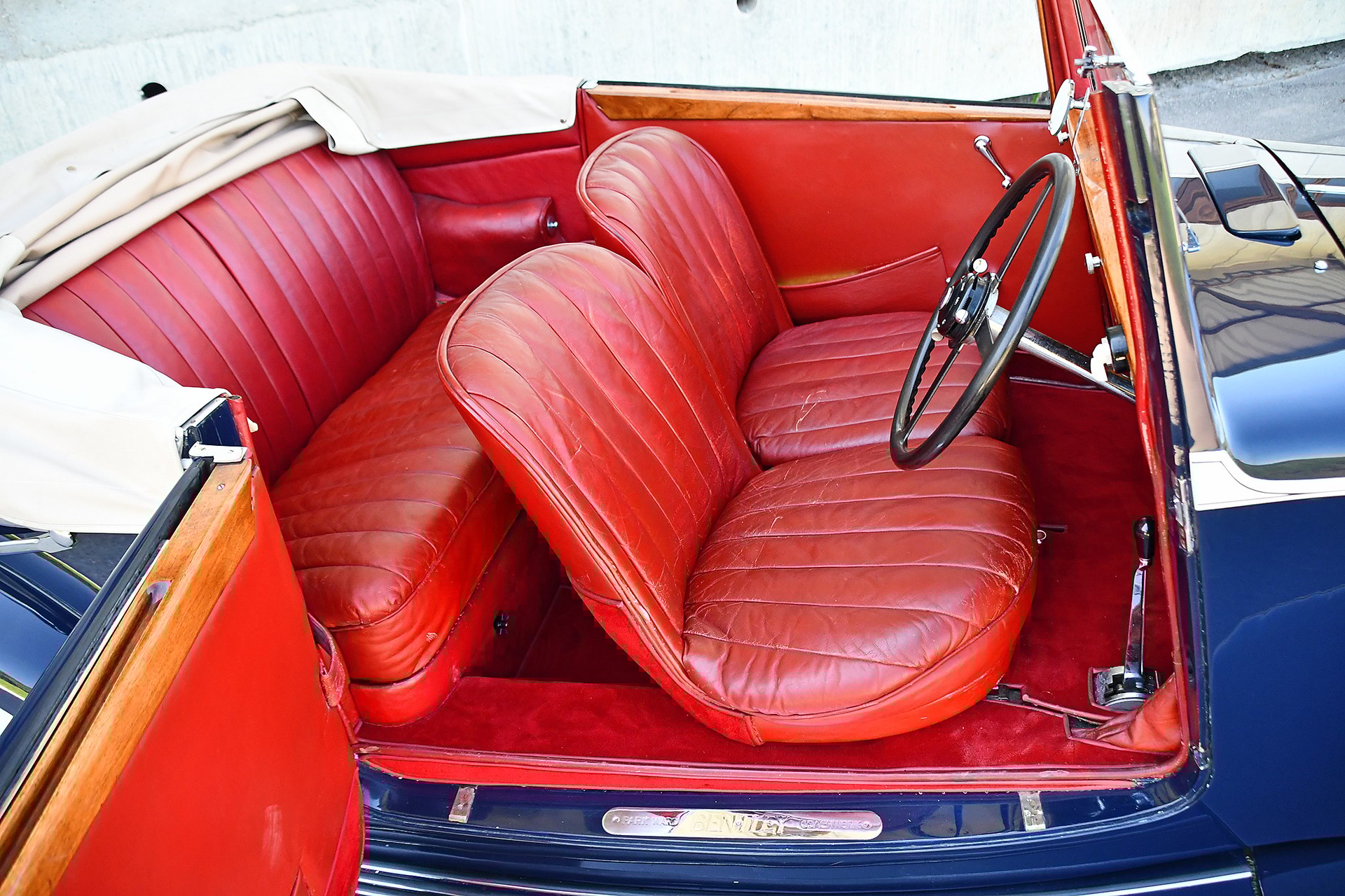 BENTLEY 3.5-Litre Derby Drophead Coupe-image-7