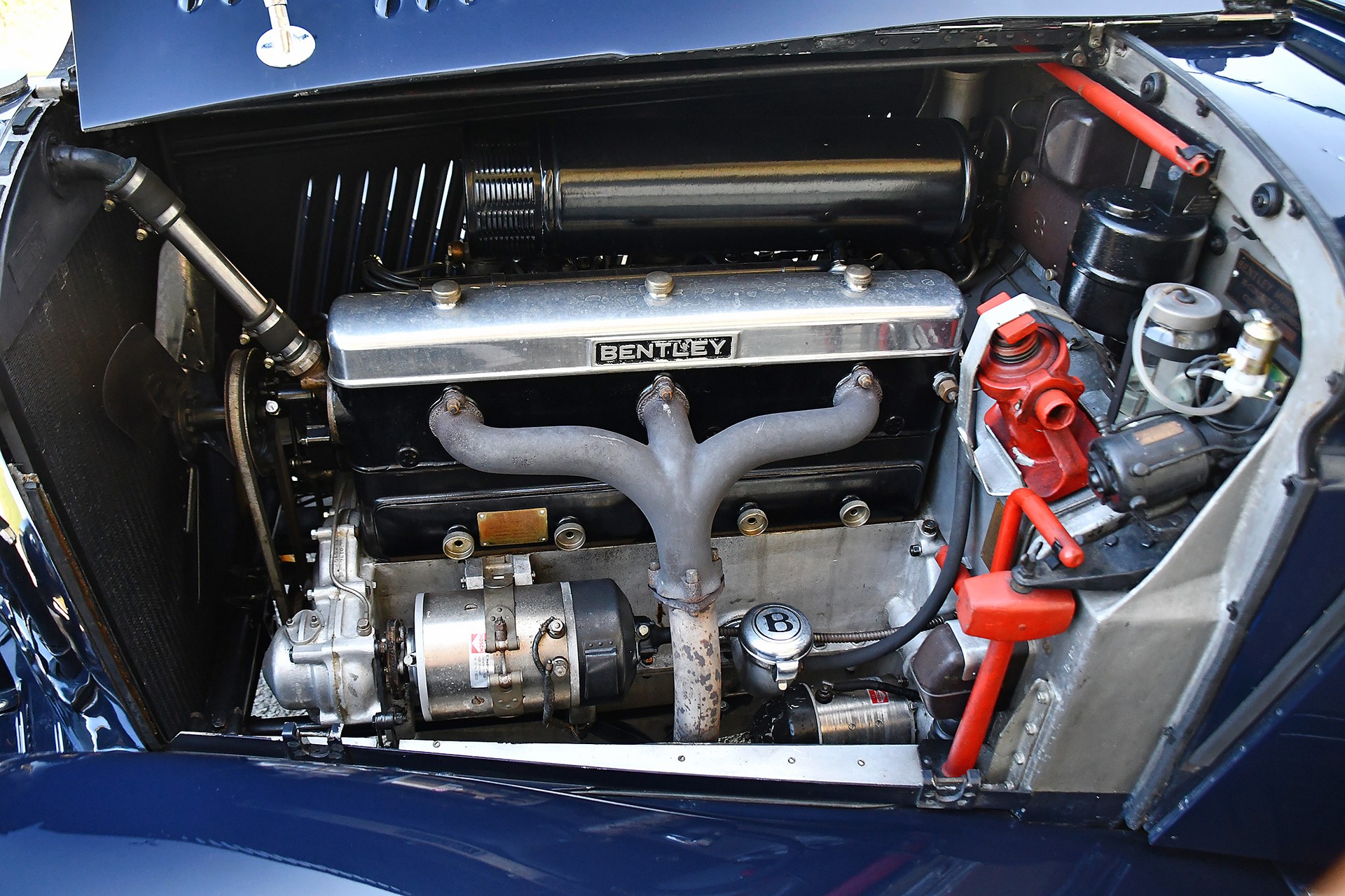BENTLEY 3.5-Litre Derby Drophead Coupe-image-3