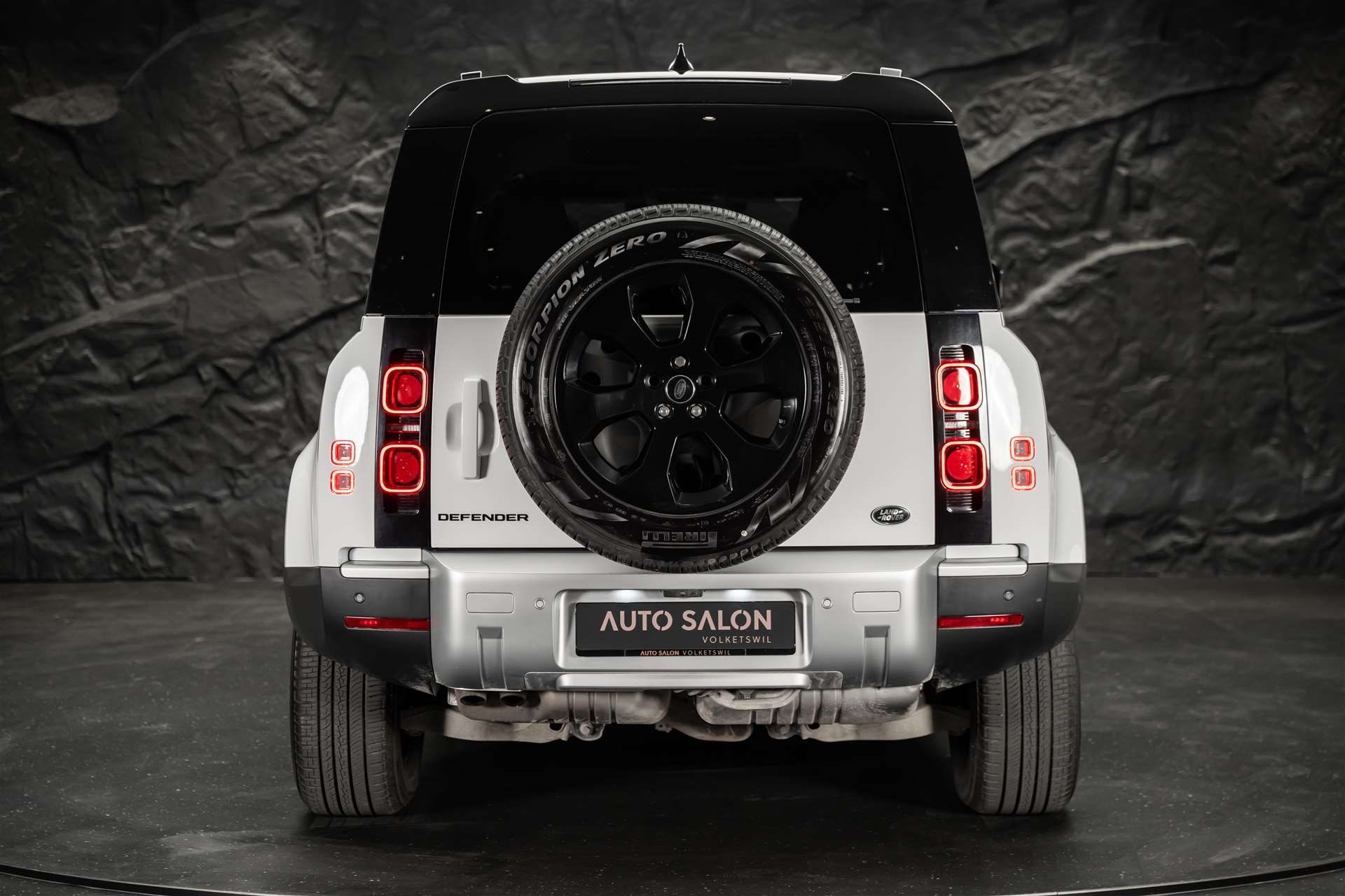 LAND ROVER Defender 110 3.0 D I6 250 SE AWD AT8 *Panorama*-showroom-element-3