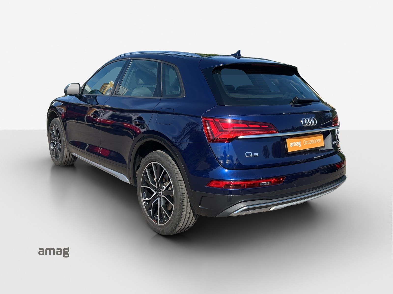 AUDI Q5 50 TFSI e PHEV advanced quattro S-tronic-showroom-element-2