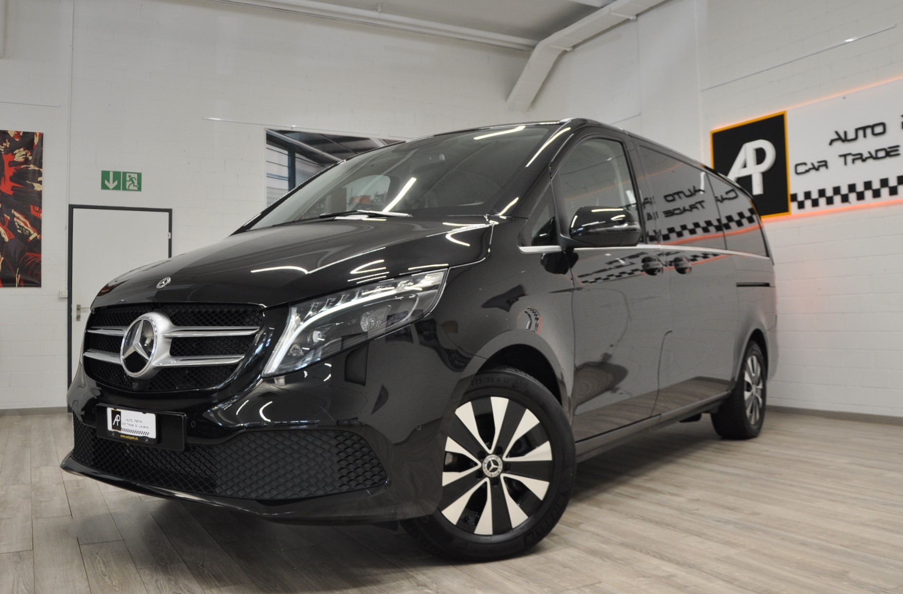 MERCEDES-BENZ V 250 d lang Avantgarde 4Matic G-Tronic-showroom-element-2