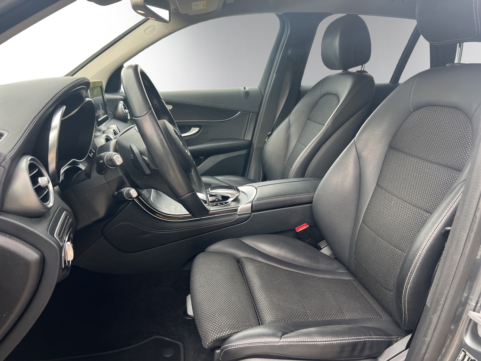 Image MERCEDES-BENZ GLC-250 GLC 250 Exclusive 4Matic 9G-Tronic