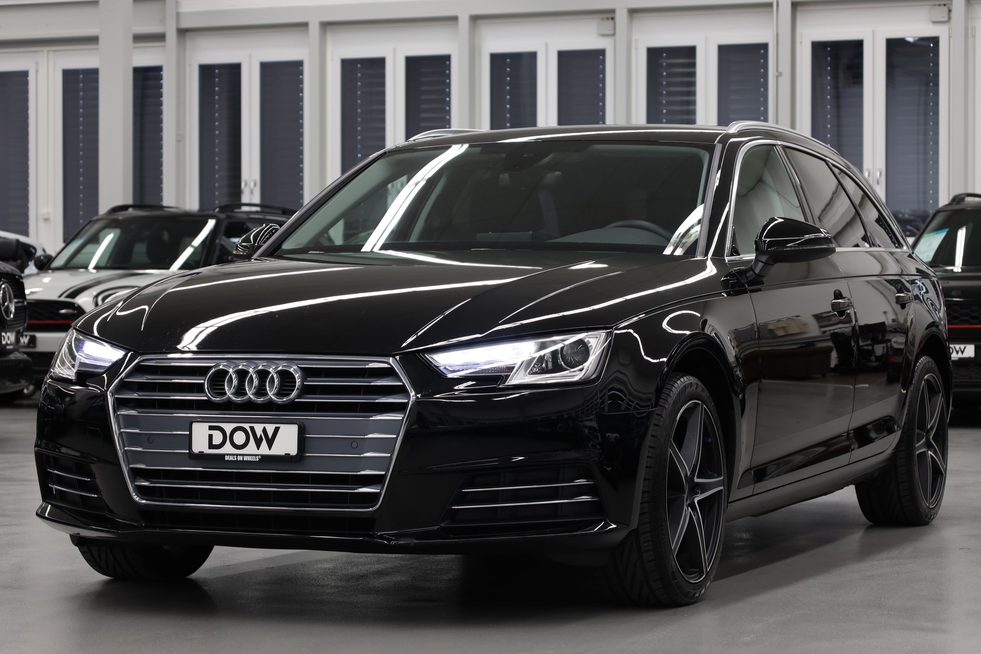 AUDI A4 Avant 2.0 TDI 150 Sport S-Tronic-showroom-element-2
