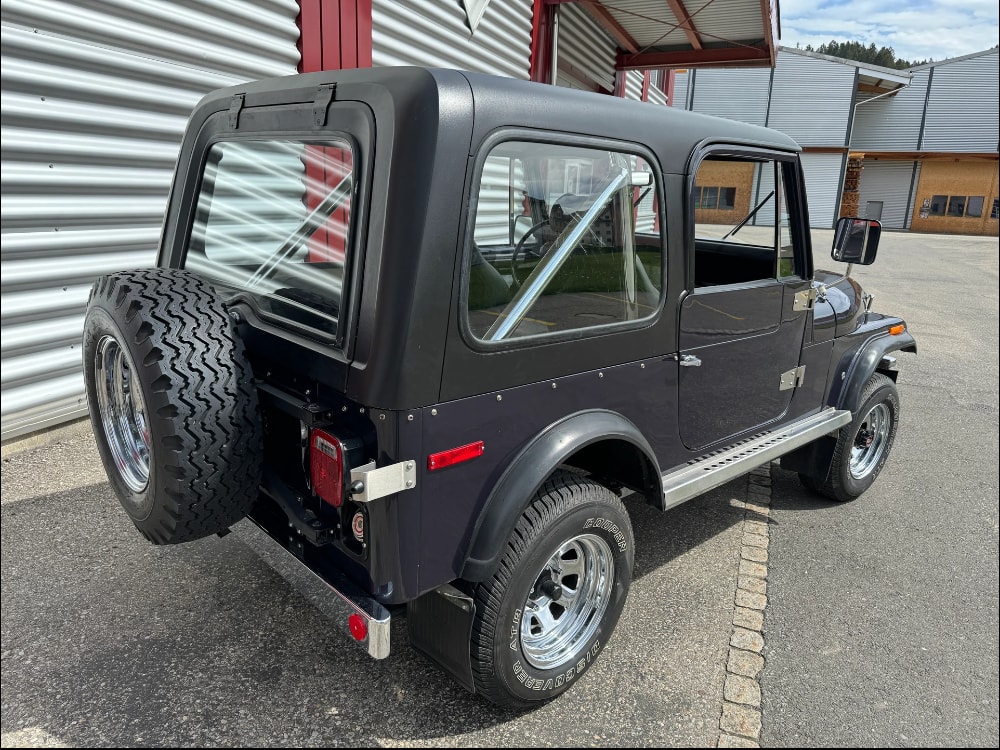 JEEP CJ-7-image-1