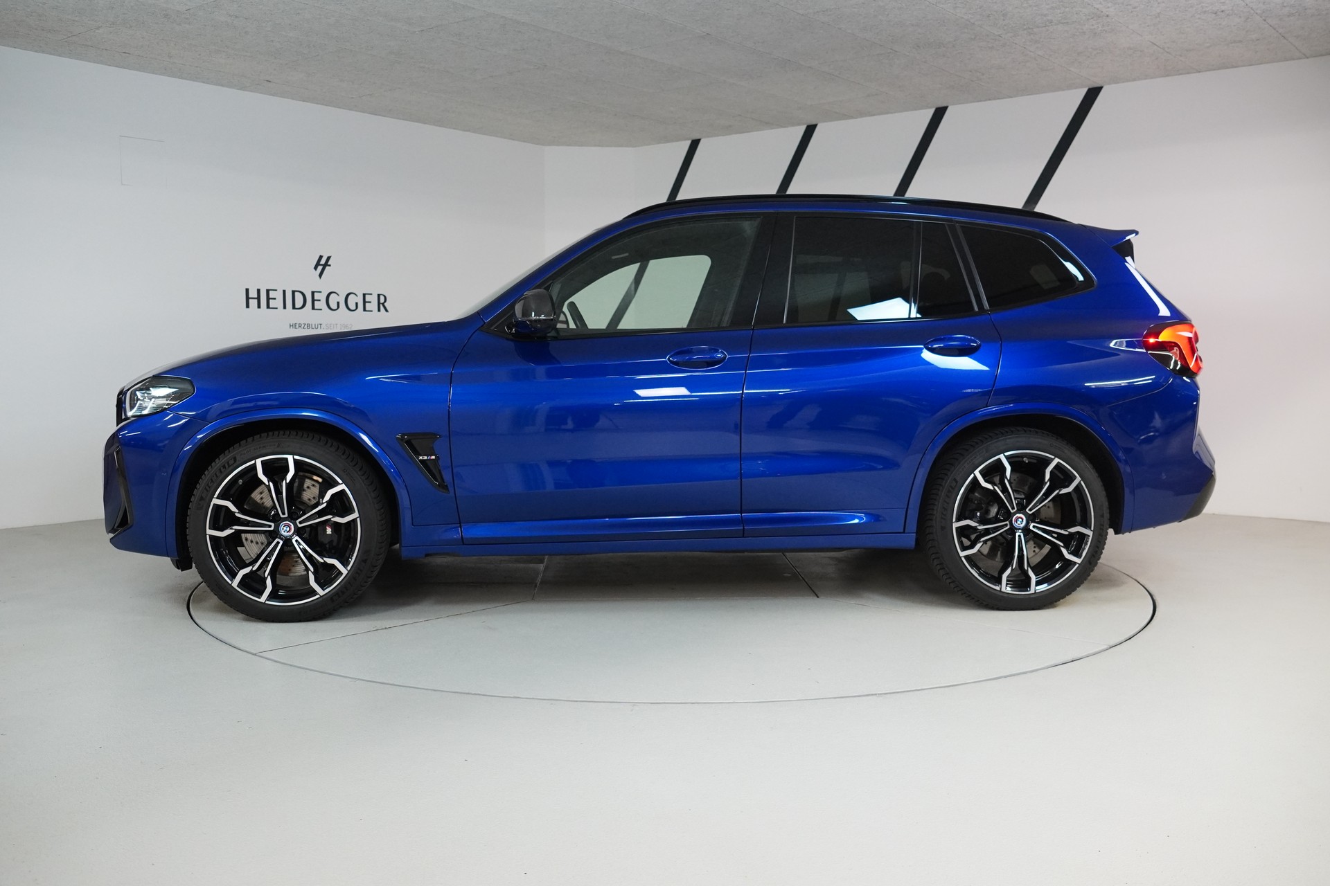 BMW X3 xDrive M Competition Steptronic-showroom-element-3