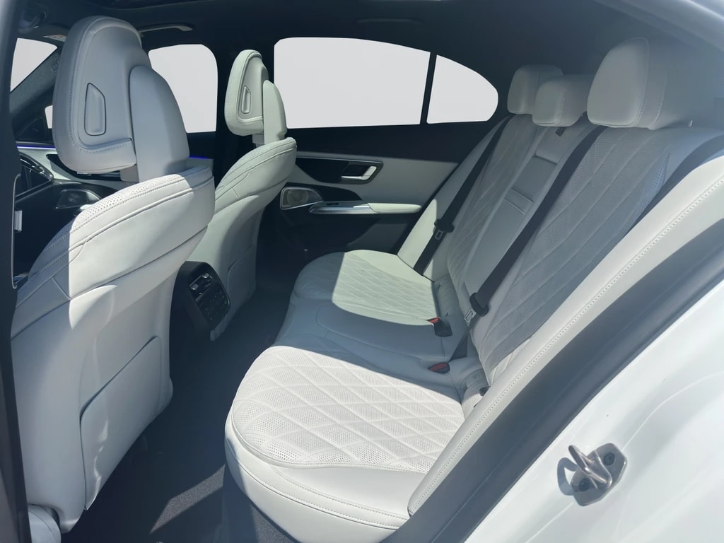 Image MERCEDES-BENZ E-400 E 400 e 4Matic 9G-Tronic