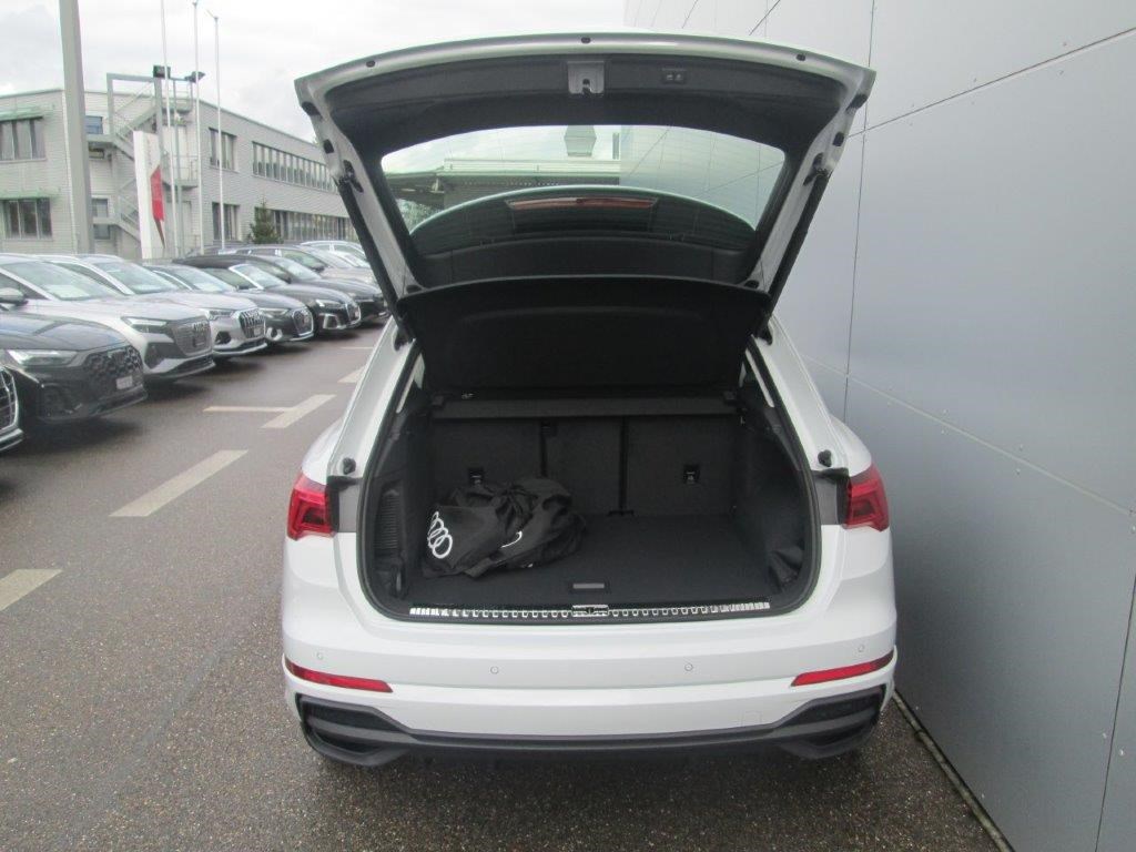 AUDI Q3 45 TFSI e S line S-tronic-image-5