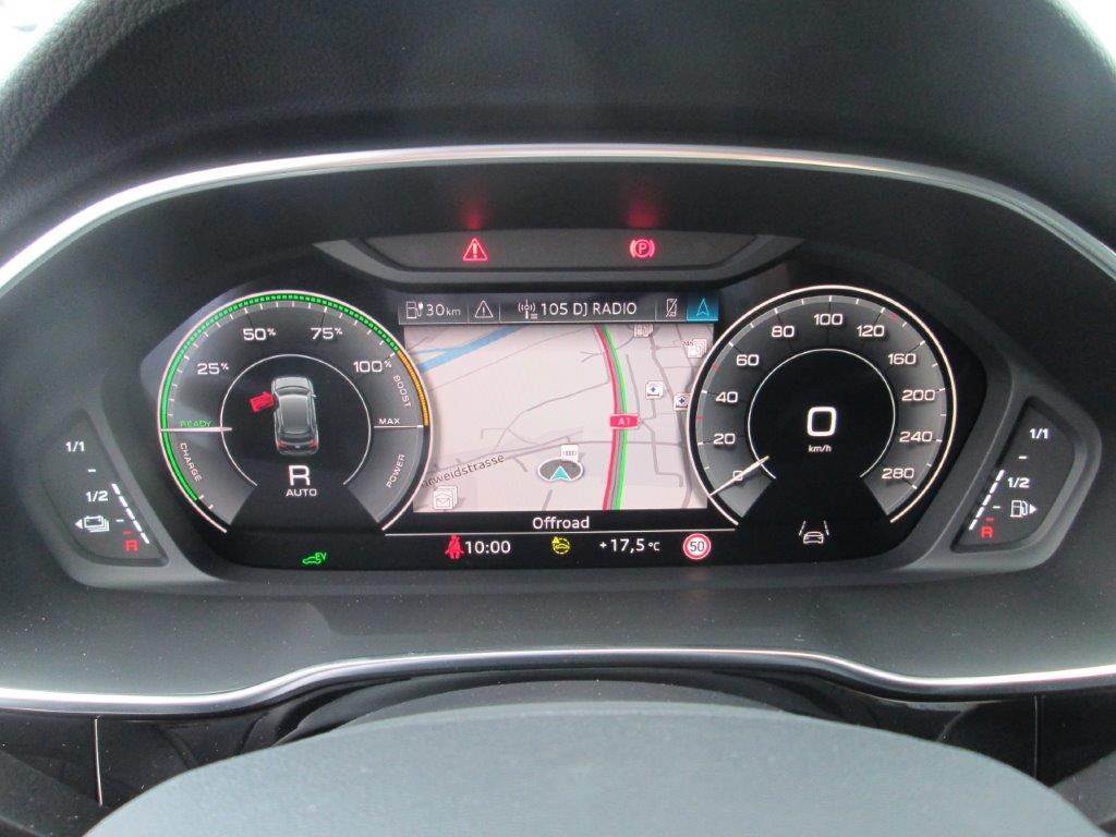 AUDI Q3 45 TFSI e S line S-tronic-image-14