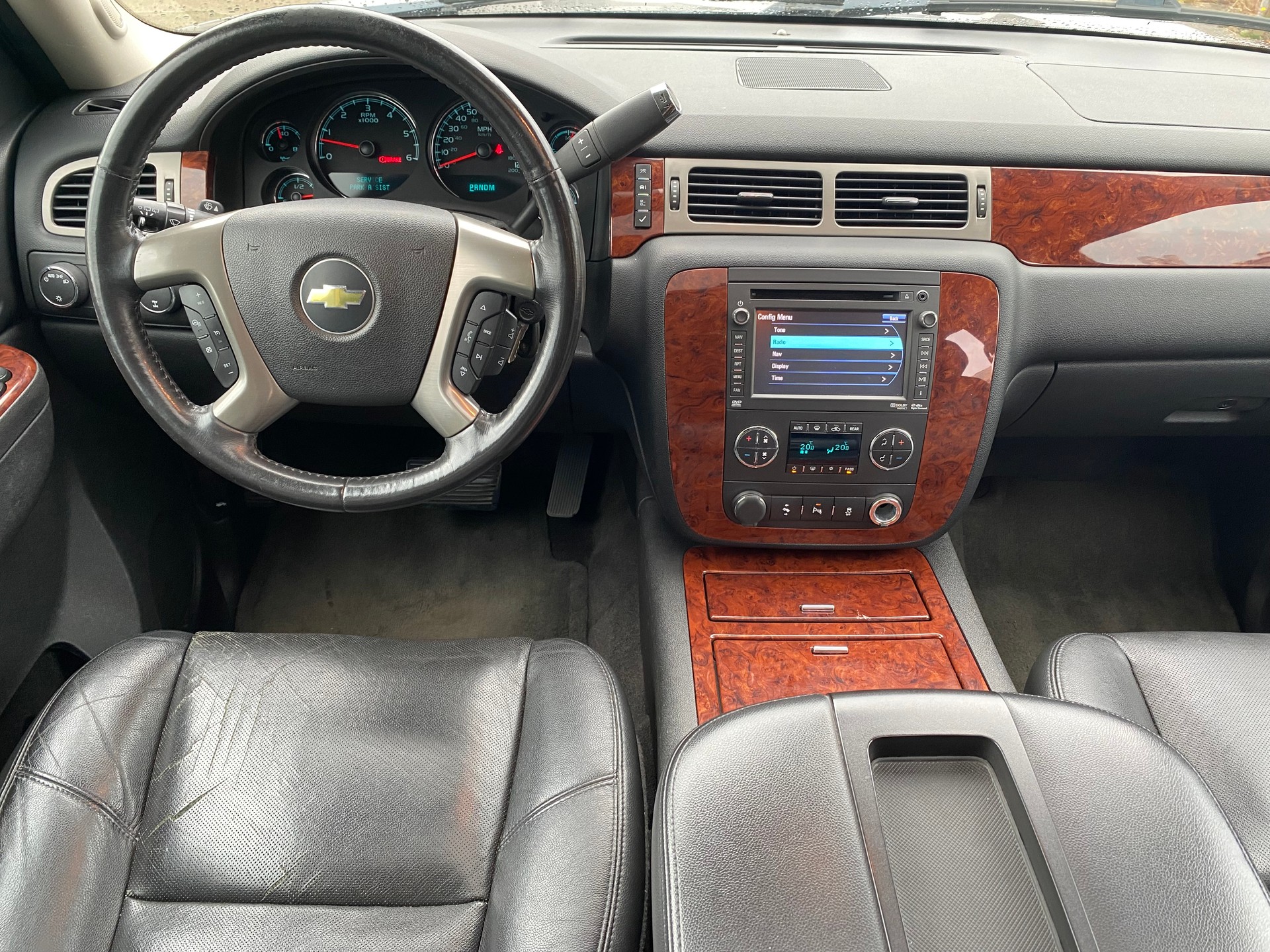 CHEVROLET TAHOE 5.3 LTZ-image-11