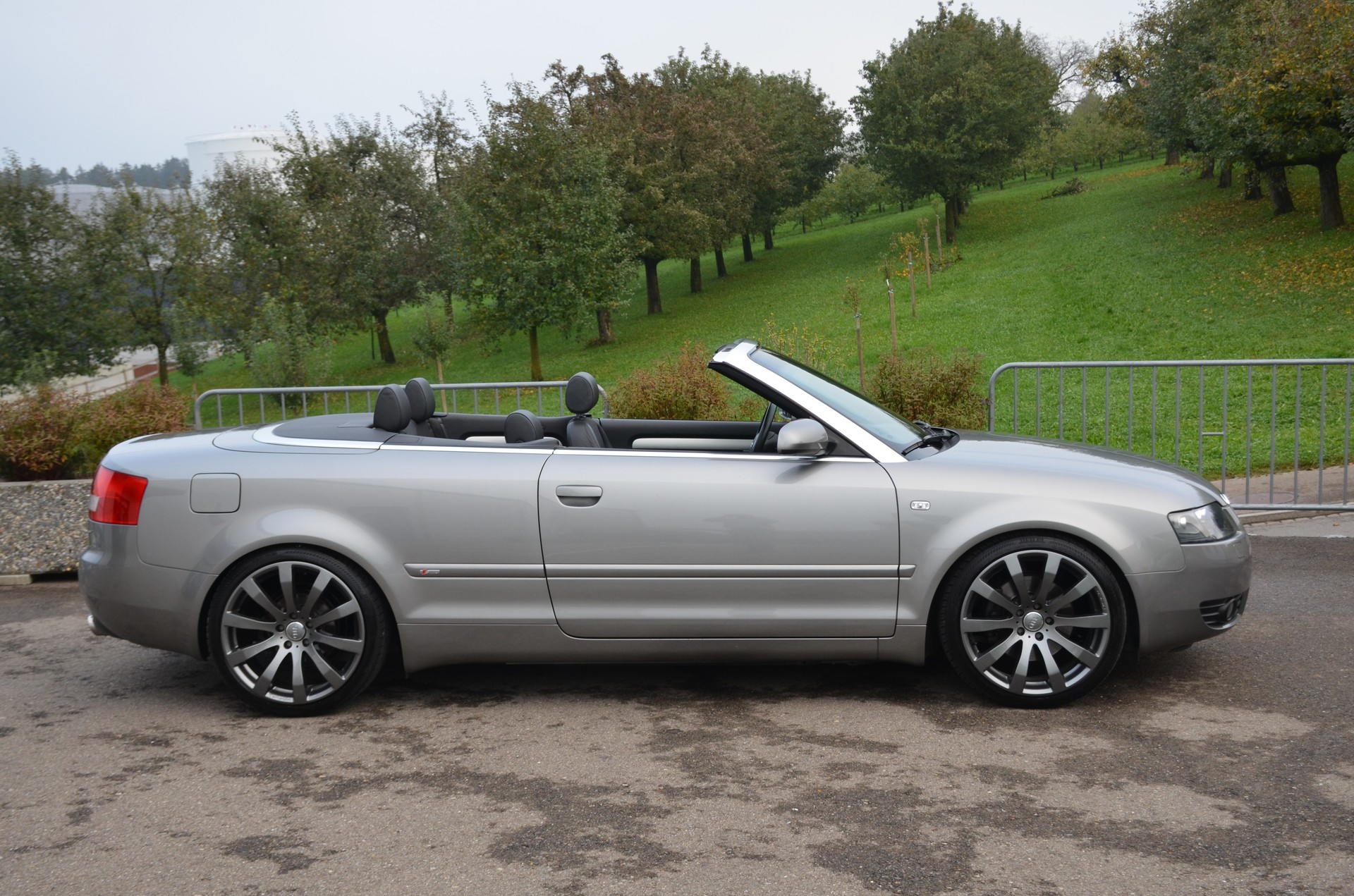 AUDI A4 Cabriolet 1.8 Turbo-image-5