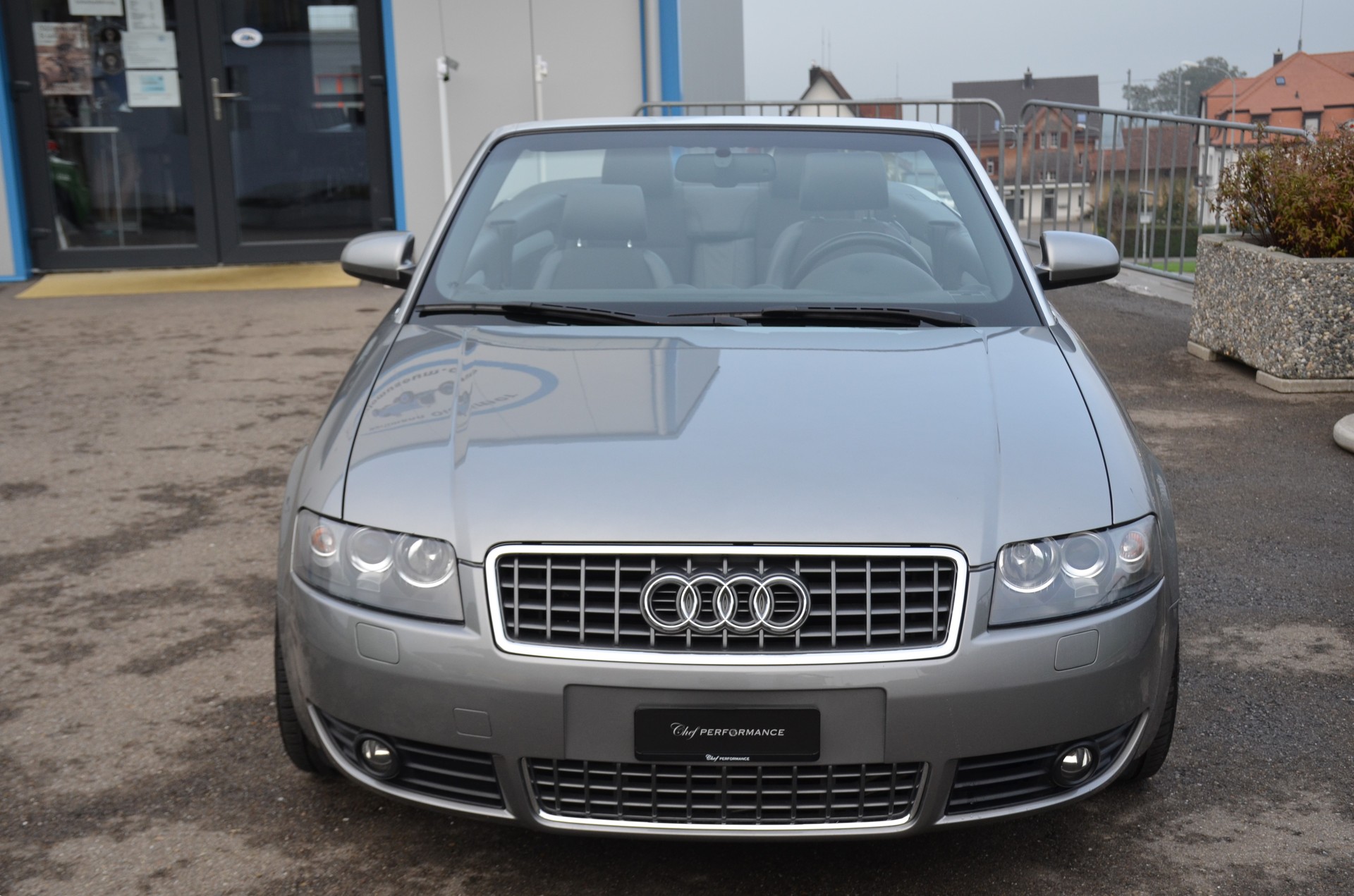 AUDI A4 Cabriolet 1.8 Turbo-image-2