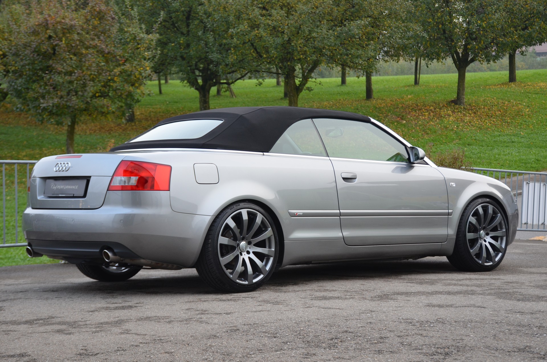 AUDI A4 Cabriolet 1.8 Turbo-image-6