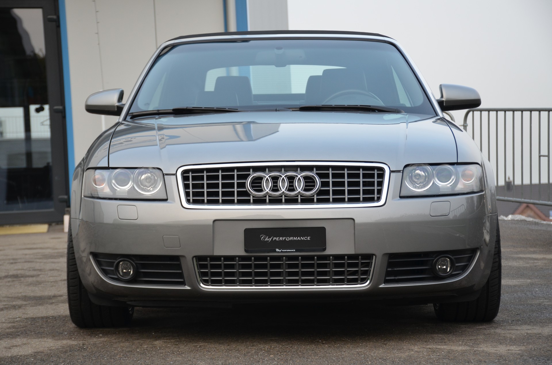 AUDI A4 Cabriolet 1.8 Turbo-image-1