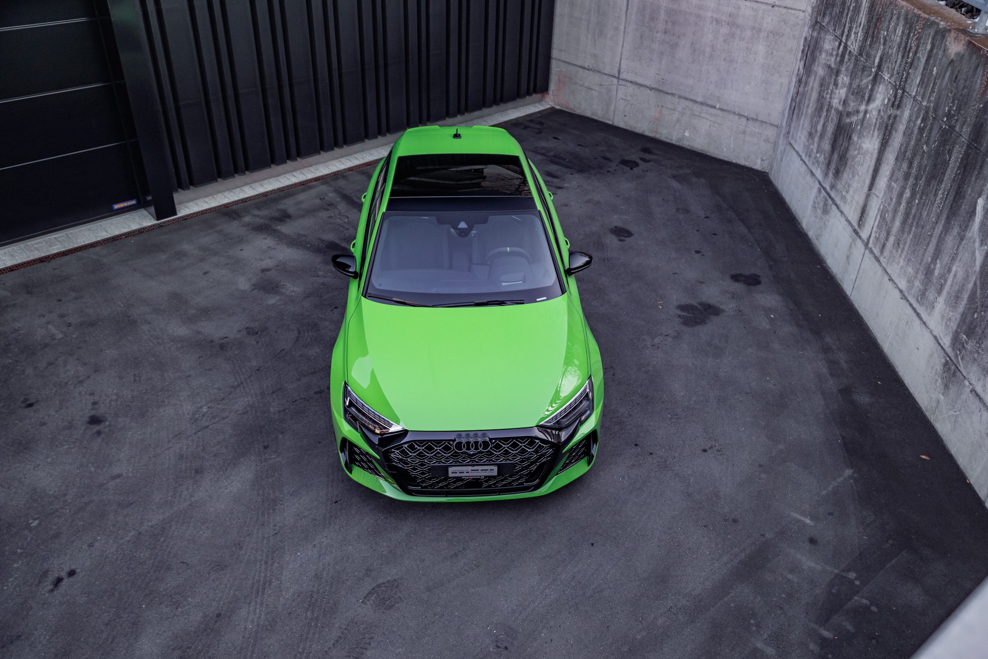 AUDI RS3 Sportback 2.5 TSI quattro (Facelift)-showroom-element-1