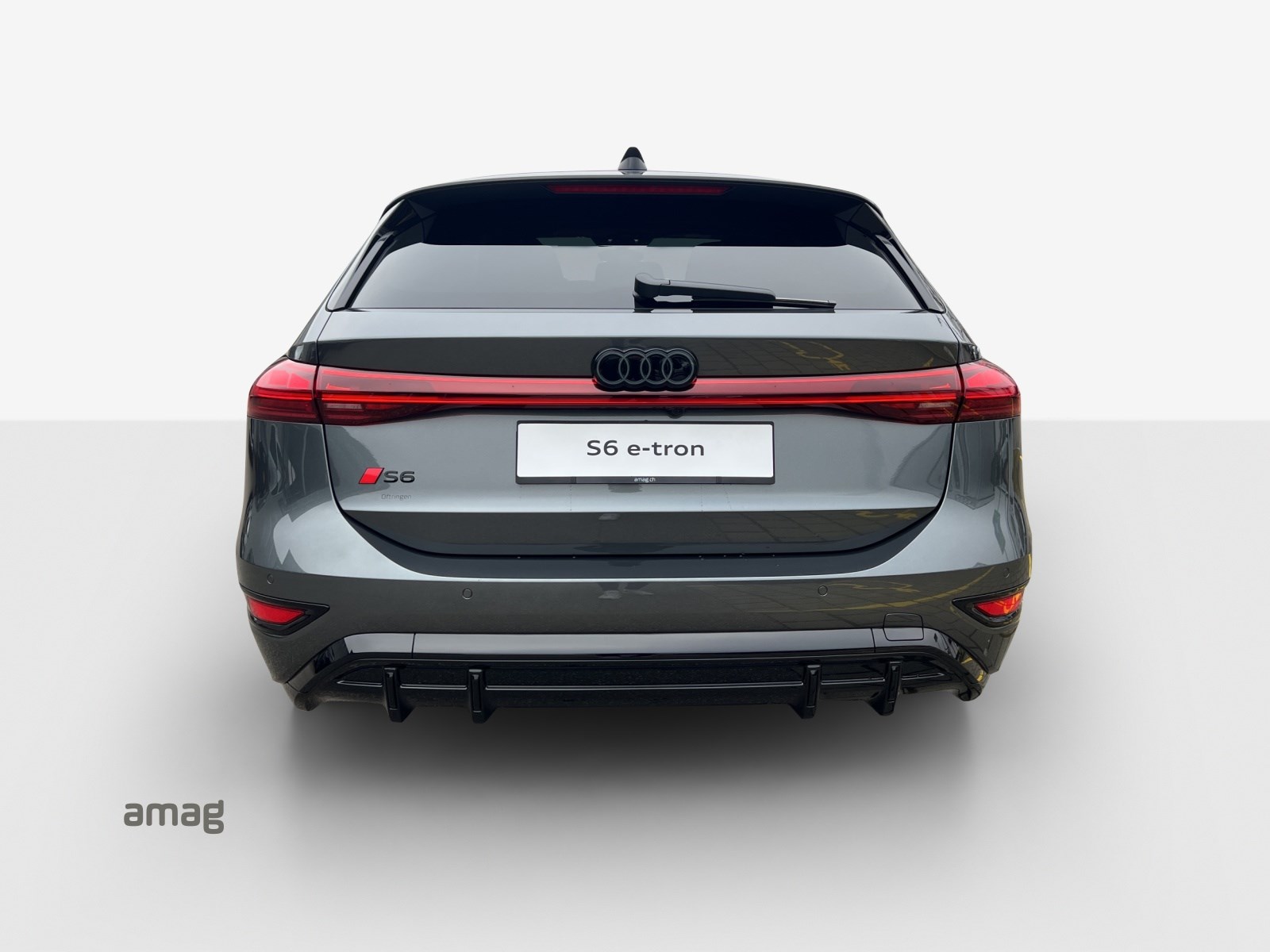 AUDI S6 Avant e-tron quattro-showroom-element-3
