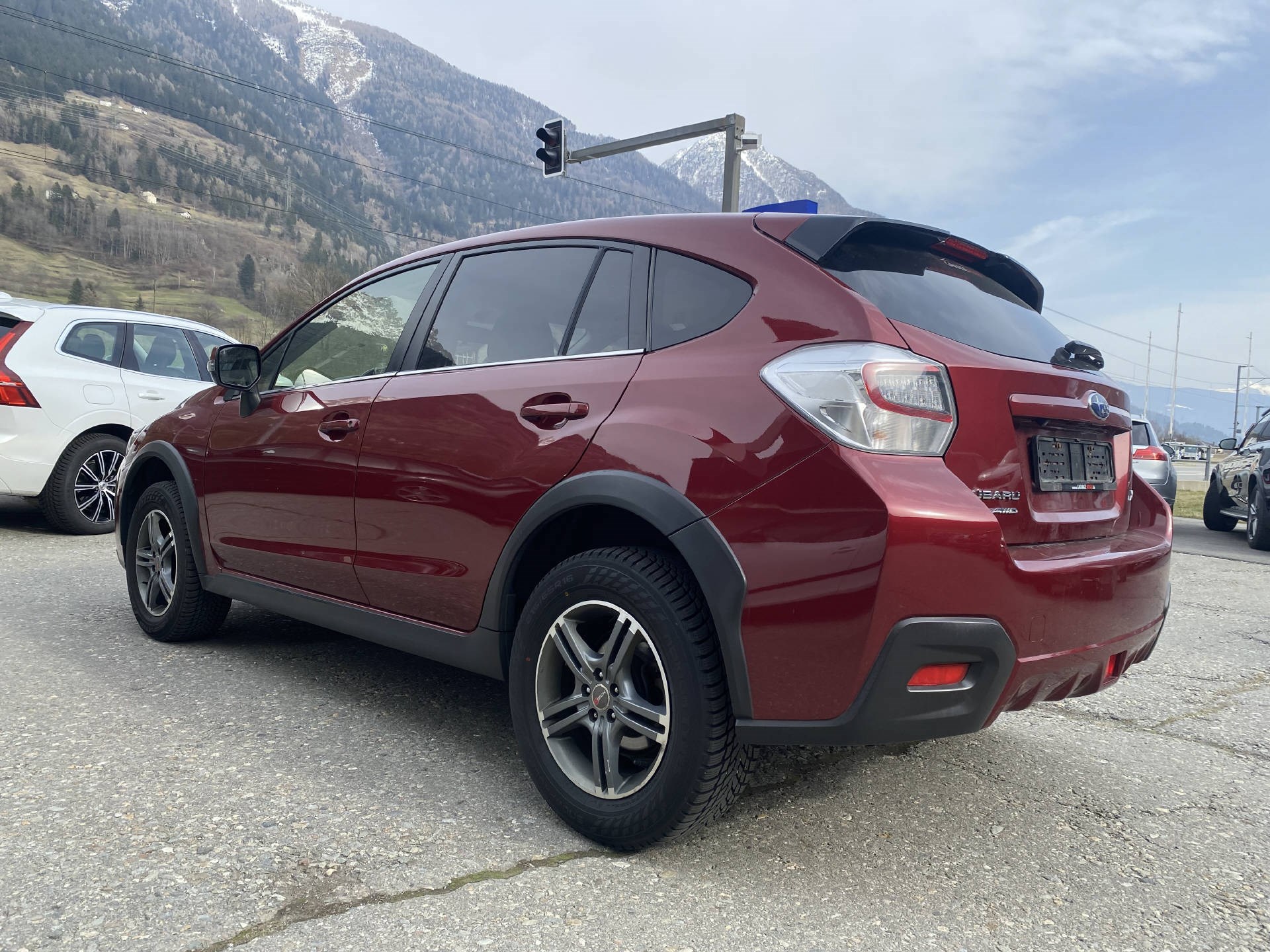 SUBARU XV 2.0i Swiss Three-image-5