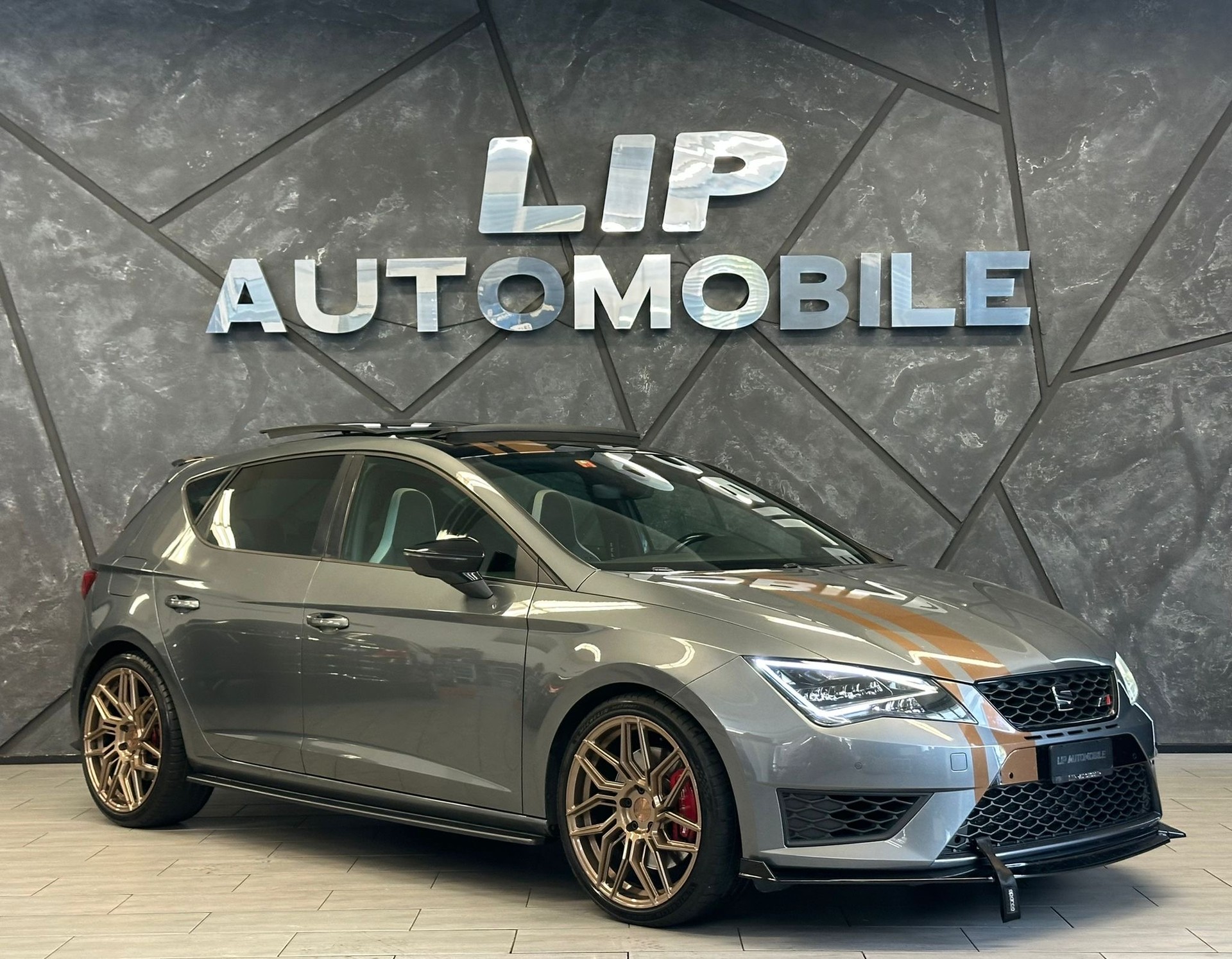 SEAT Leon 2.0 TSI Cupra 290 DSG-showroom-element-2