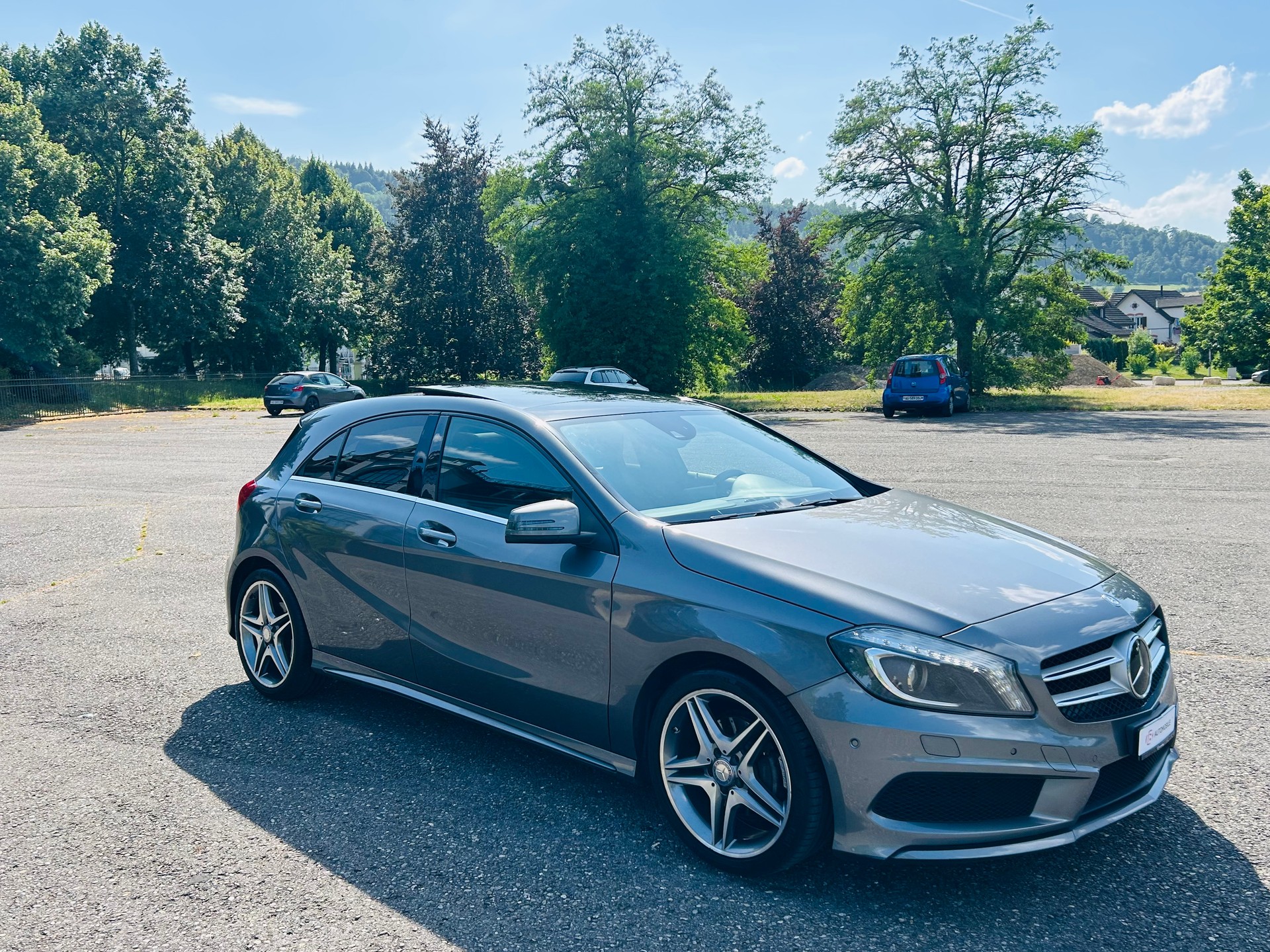 MERCEDES-BENZ A 180 AMG Line-image-7