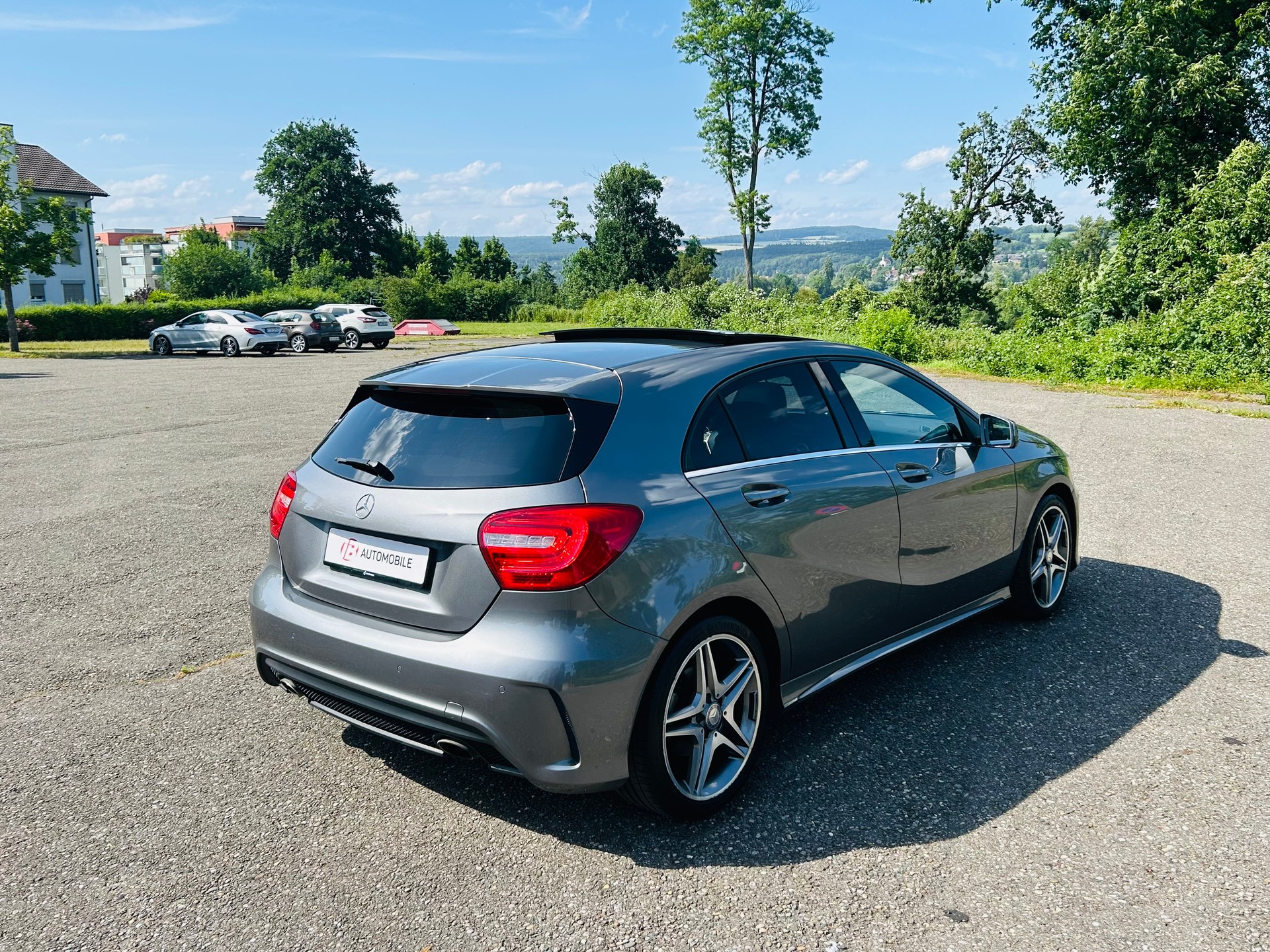 MERCEDES-BENZ A 180 AMG Line-image-5