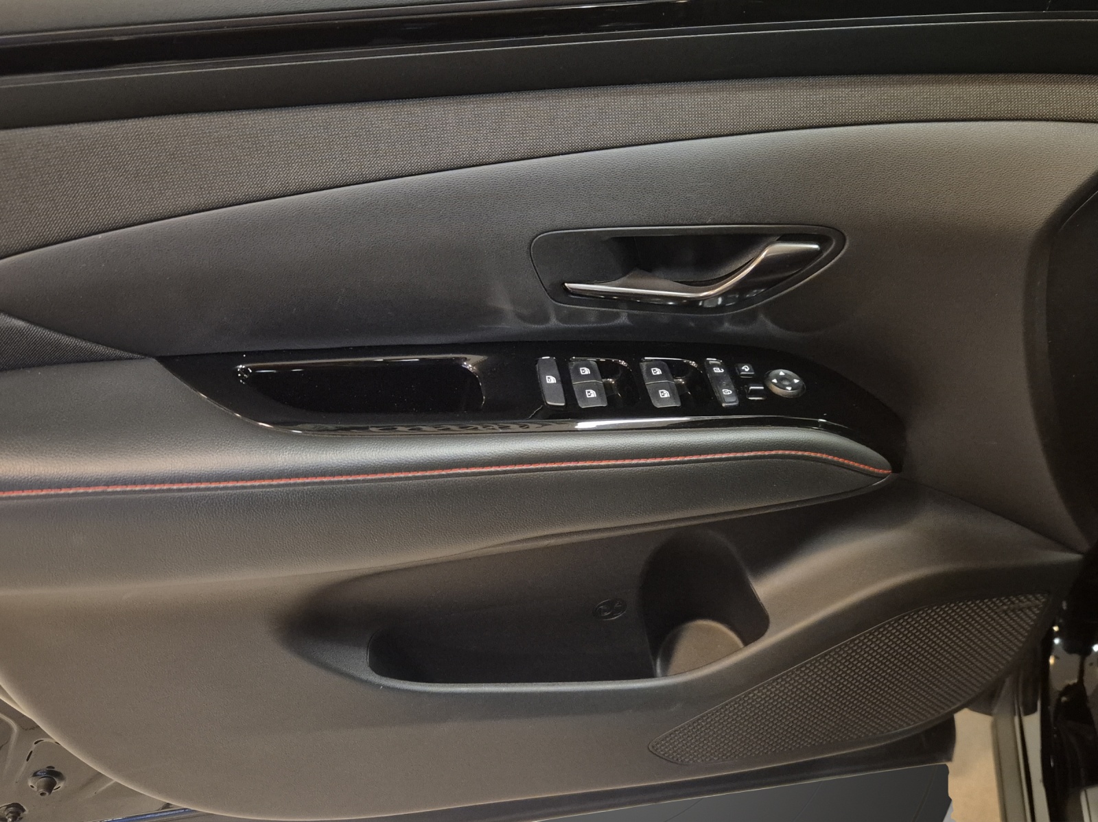 Image HYUNDAI TUCSON Tucson 1.6HEV NLi LUX 4WD