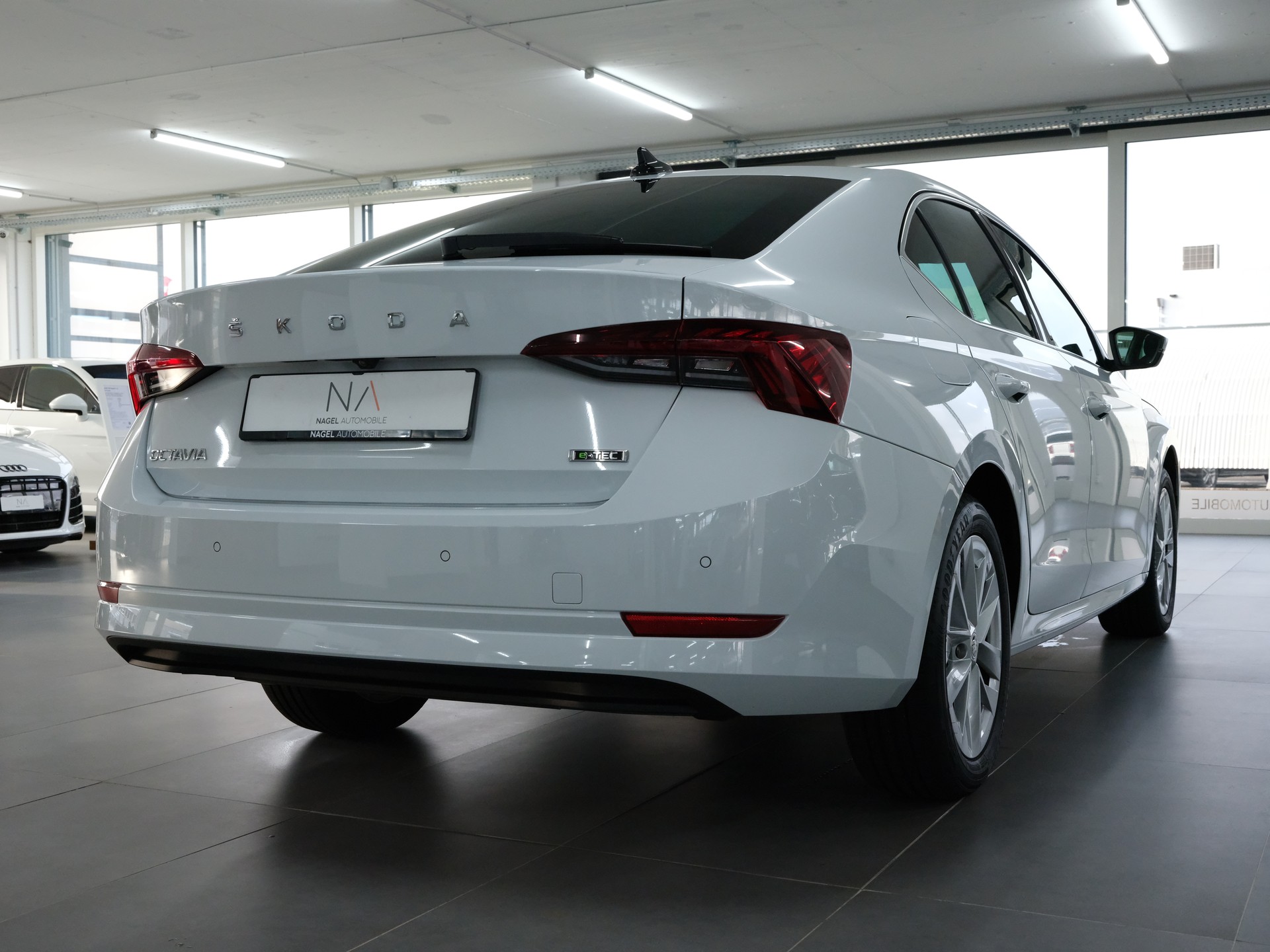 SKODA Octavia 1.5 TSI mHEV DSG Style-showroom-element-2