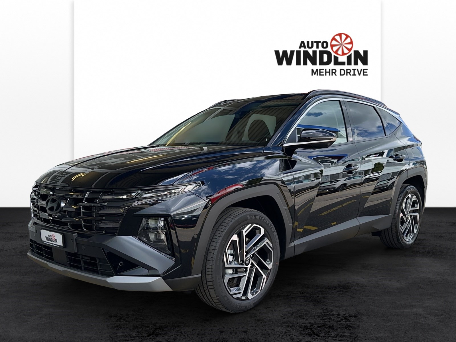 HYUNDAI Tucson 1.6 T-GDi HEV Vertex 4WD First MY25-showroom-element-1