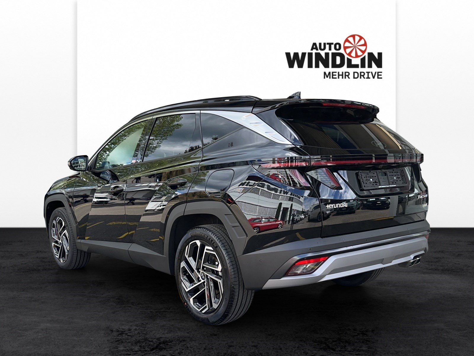HYUNDAI Tucson 1.6 T-GDi HEV Vertex 4WD First MY25-showroom-element-3