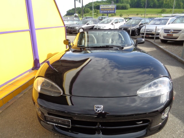 CHRYSLER Viper RT/10-showroom-element-2