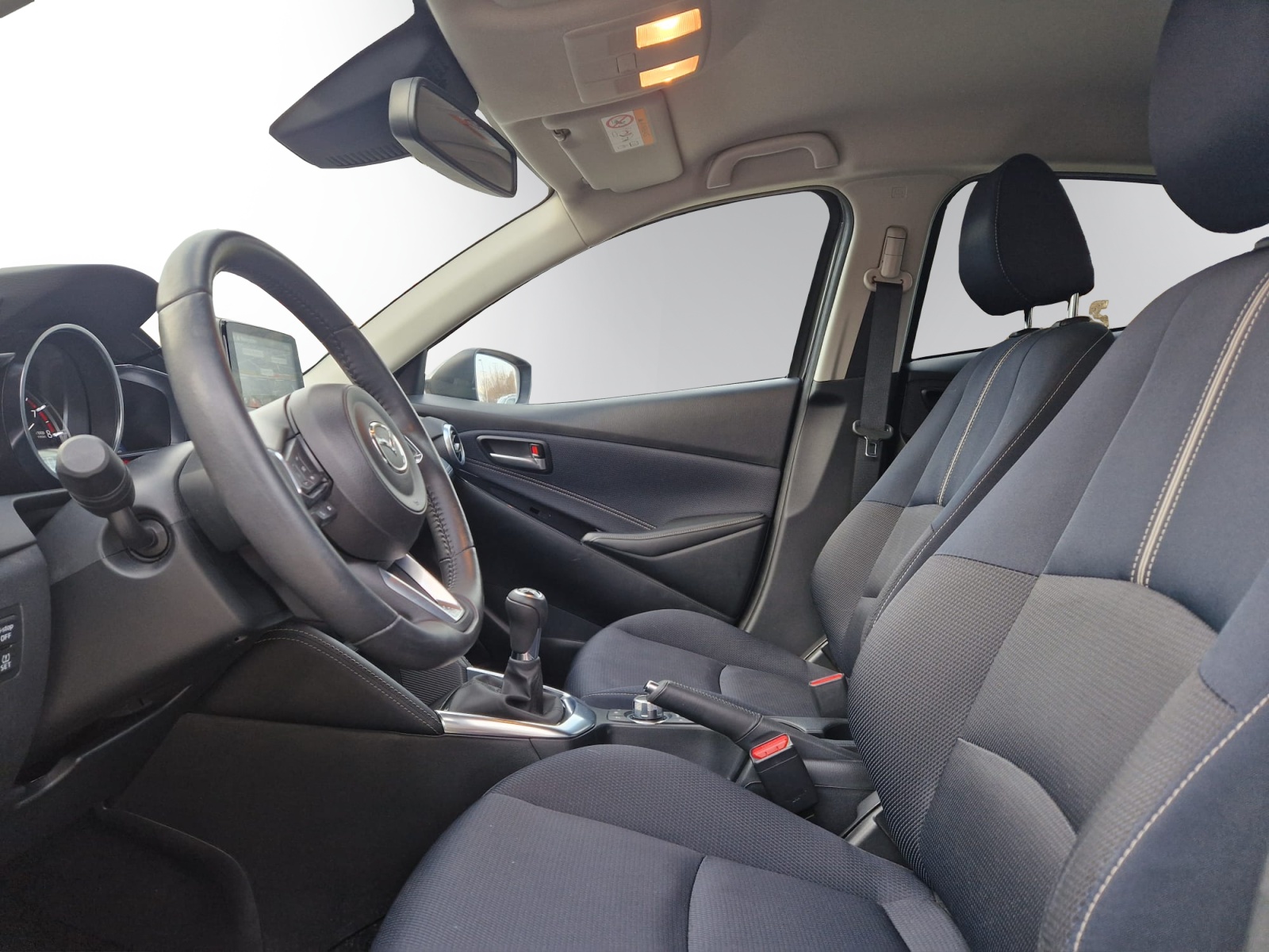 Image MAZDA 2 2 SKYACTIV-G 90 Mild Hybrid Revolution