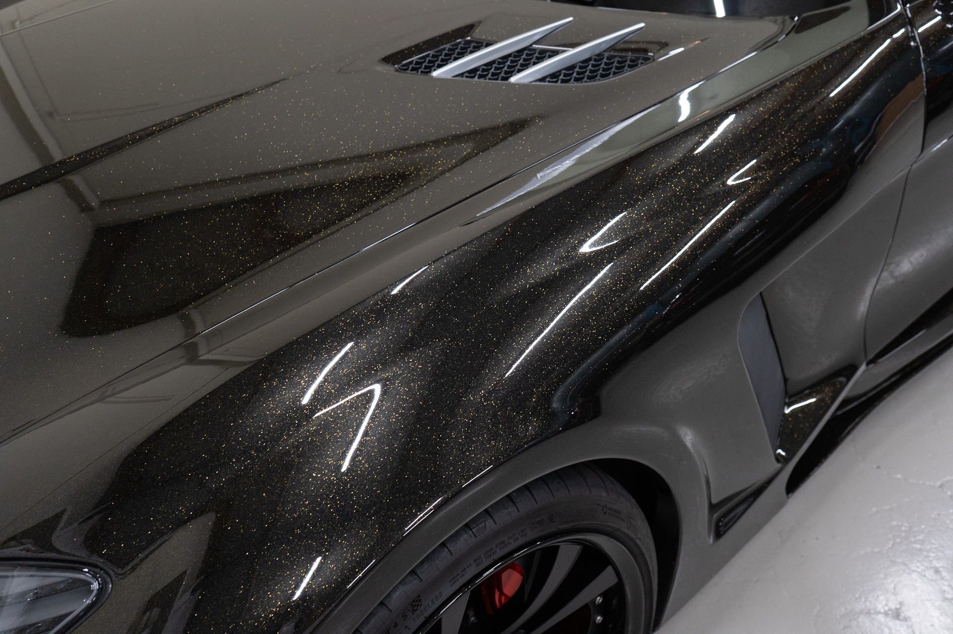 MERCEDES-BENZ SLS 63 AMG FAB DESIGN 1 of 1-showroom-element-3