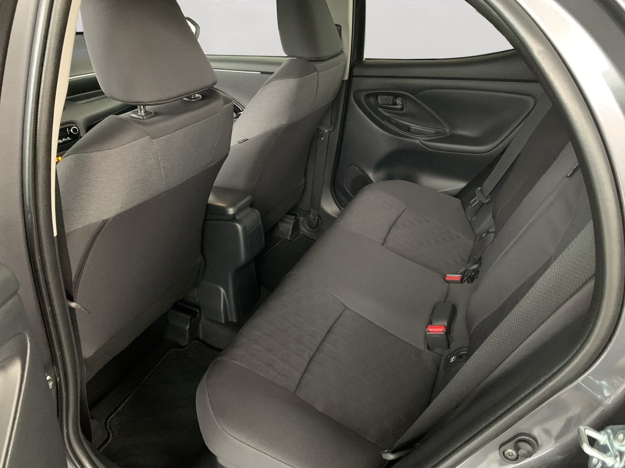TOYOTA Yaris 1.5 Trend e-CVT-image-9