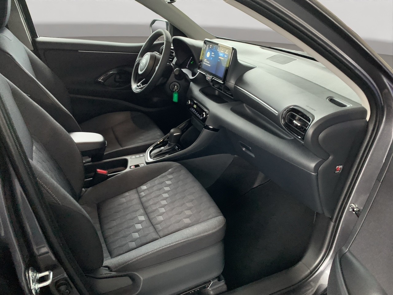 TOYOTA Yaris 1.5 Trend e-CVT-image-8