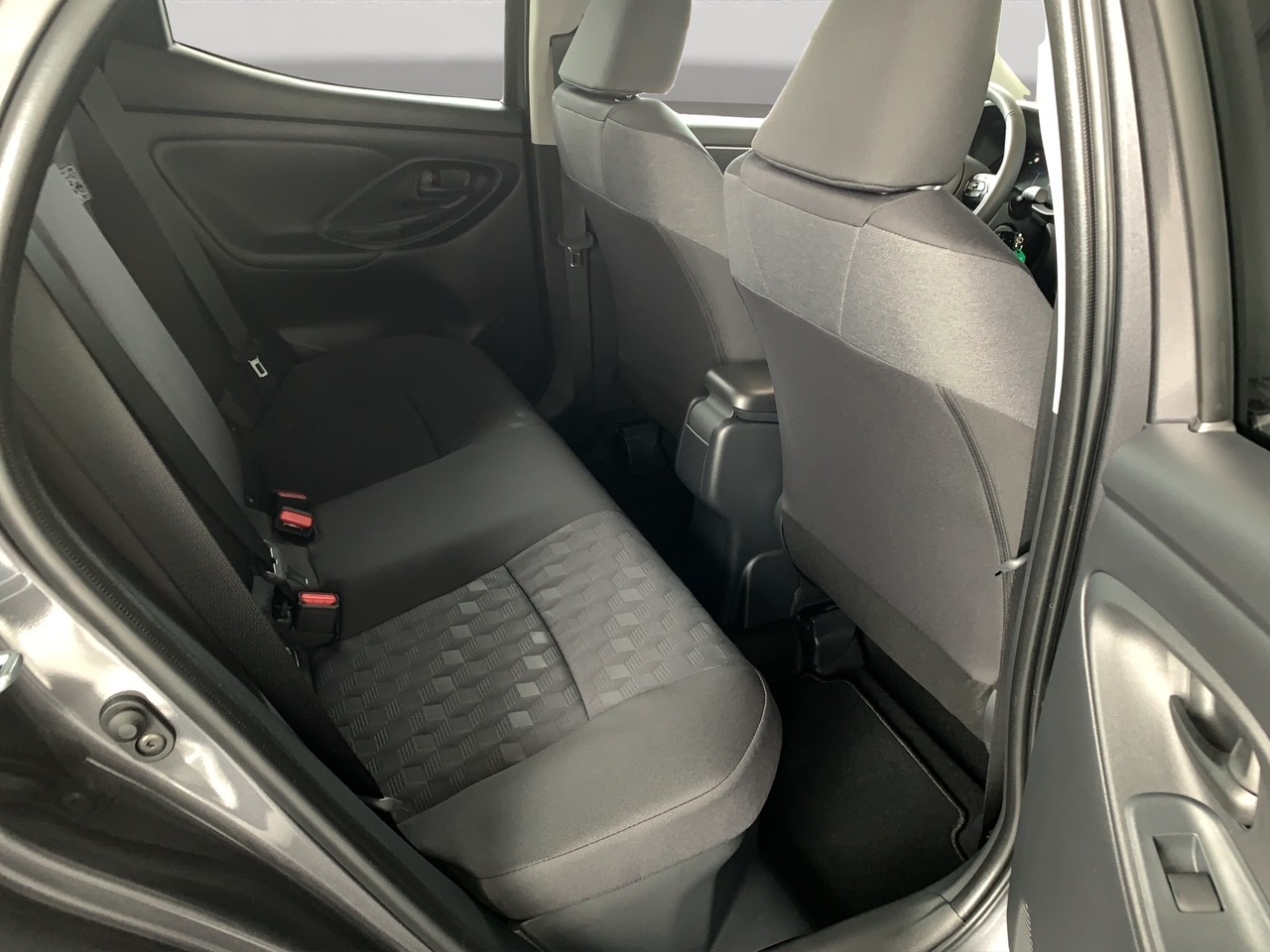 TOYOTA Yaris 1.5 Trend e-CVT-image-10